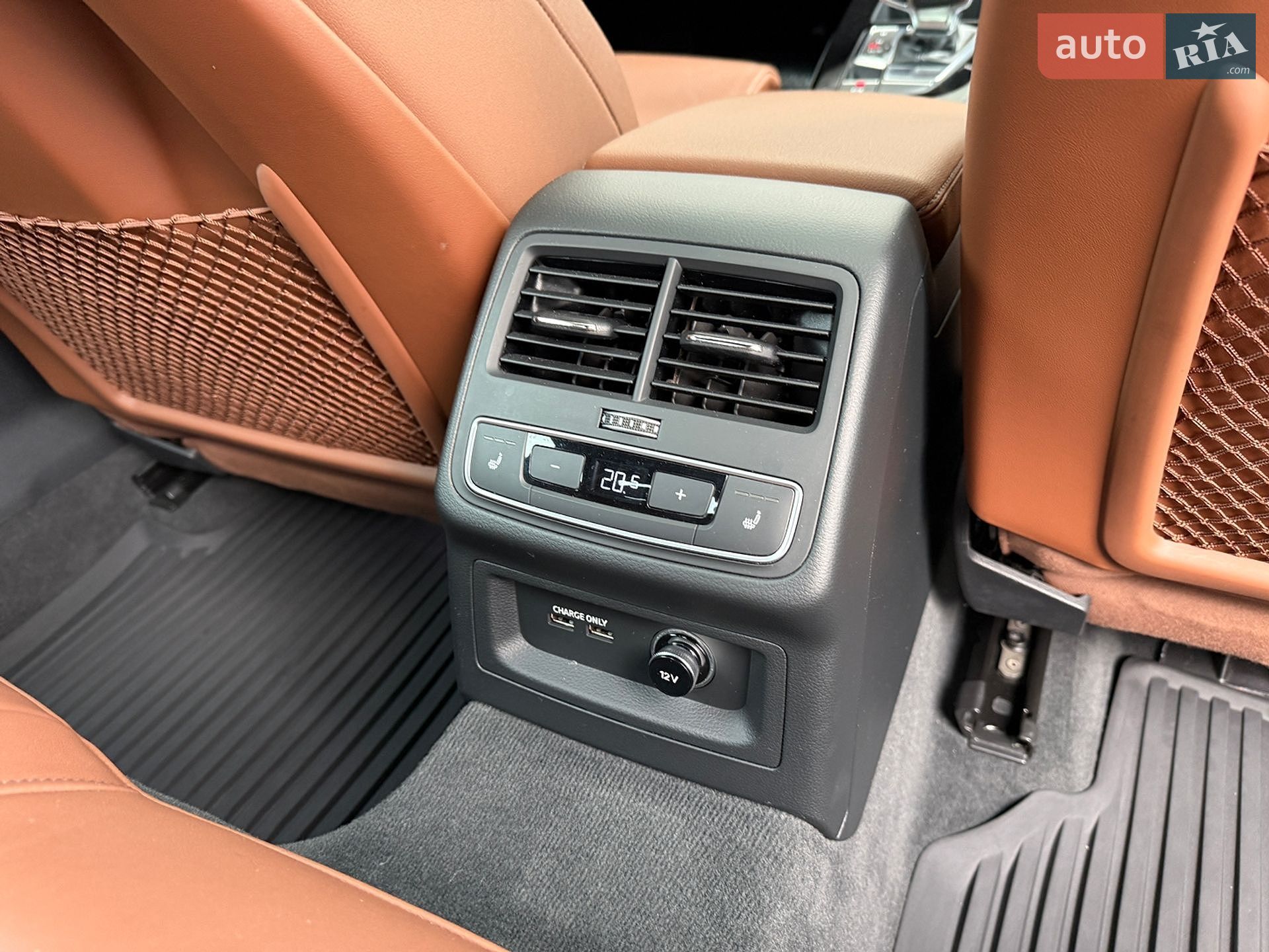 Audi A4 2020 VIN WAUENAF46LN011628 фото оголошення 25 з 44