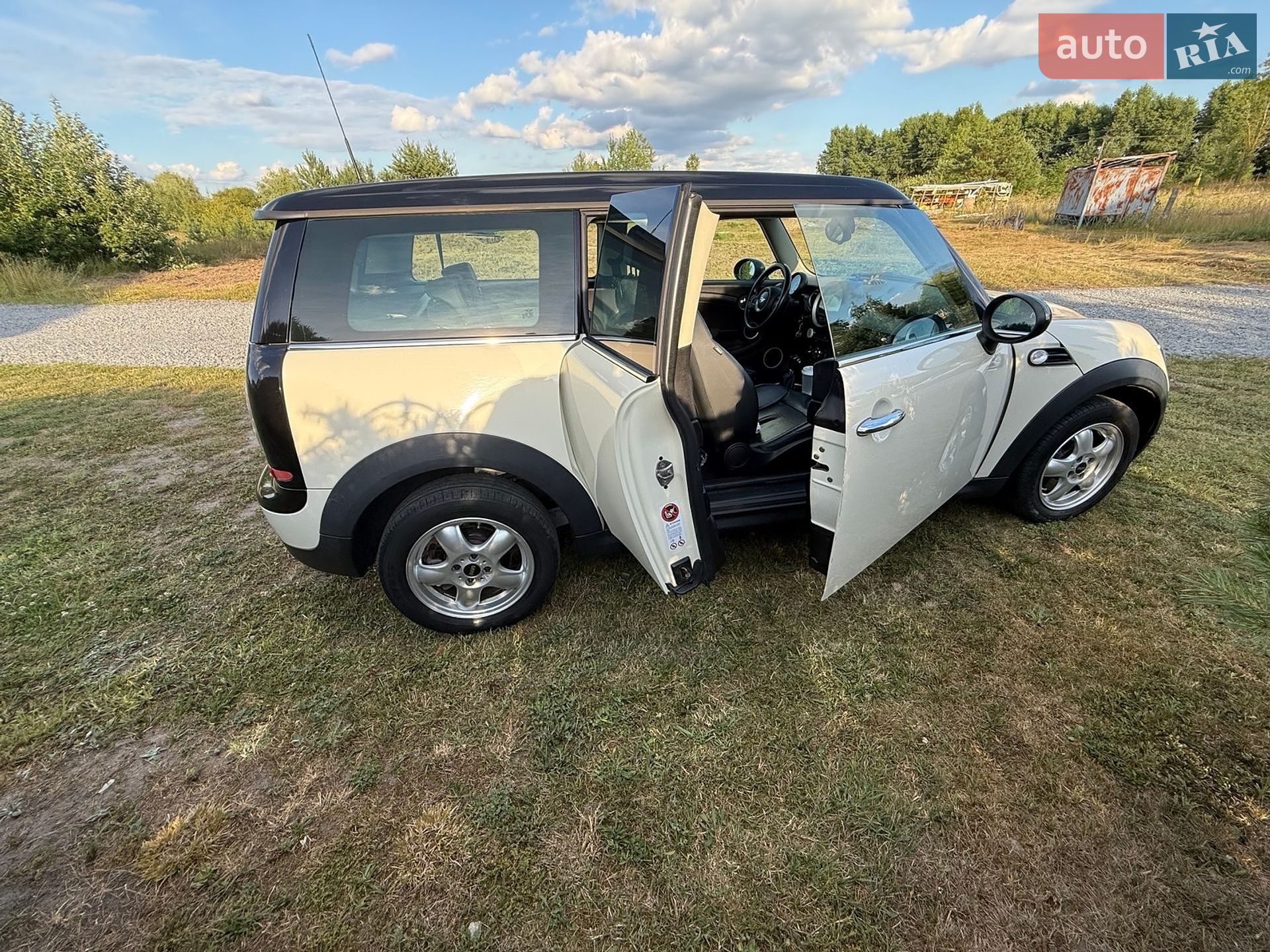 Mini Cooper 2011 VIN WMWXE51000T145613 фото оголошення 18 з 18