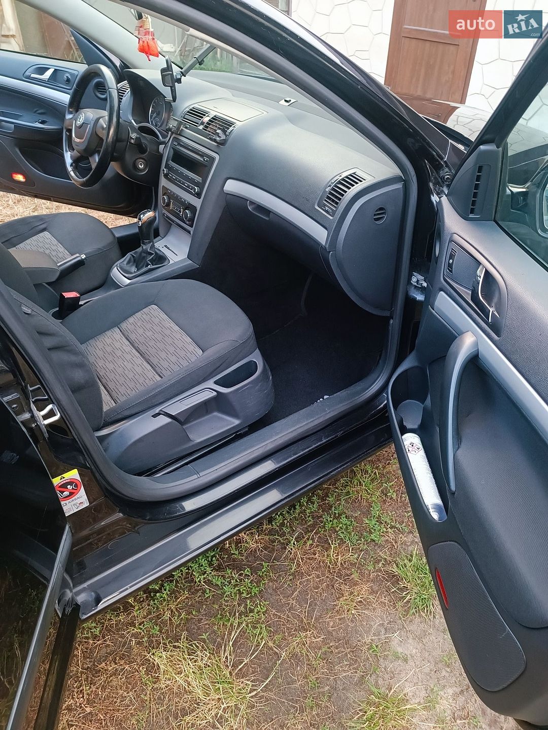 Skoda Octavia 2011 VIN TMBHT61Z3C2089002 фото оголошення 7 з 27