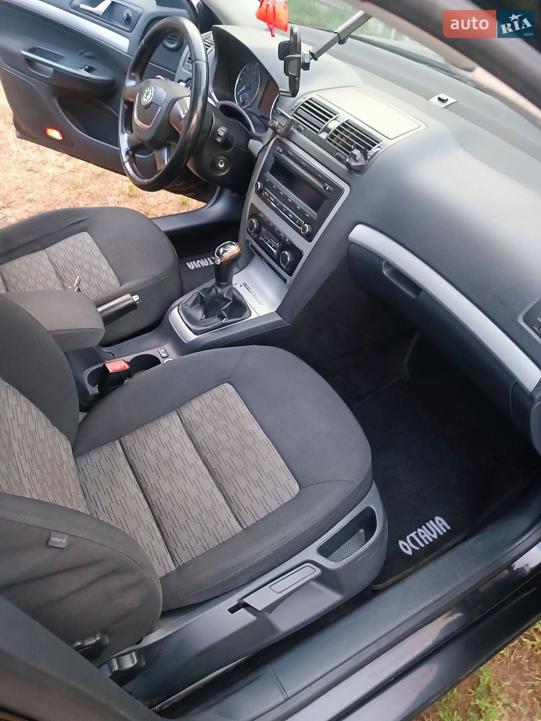 Skoda Octavia 2011 VIN TMBHT61Z3C2089002 фото оголошення 17 з 27
