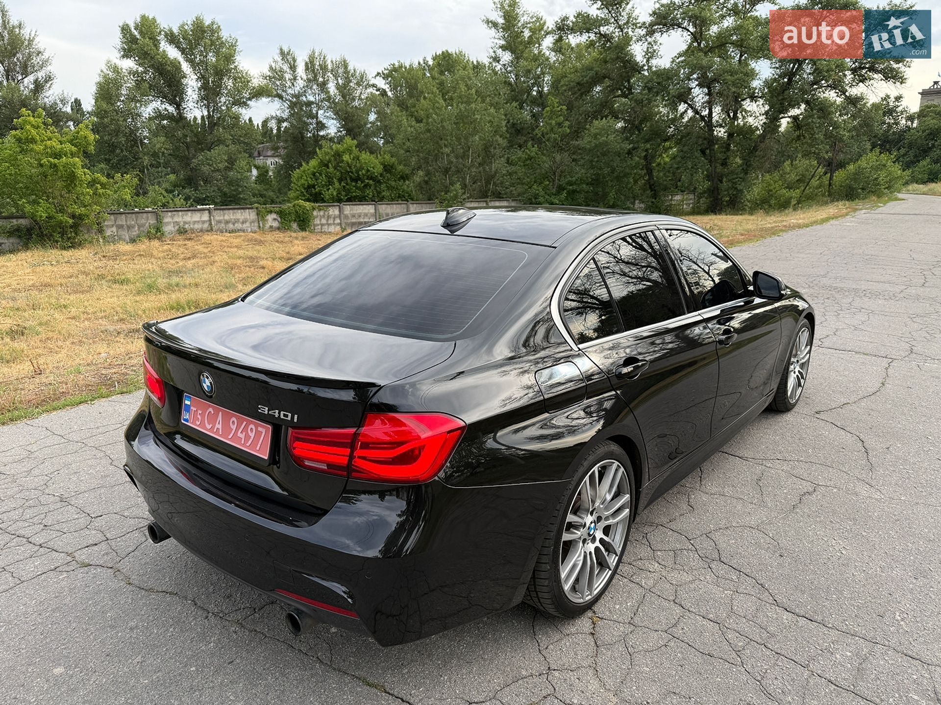 BMW 3 Series 2016 VIN WBA8B3G56GNT91858 фото оголошення 13 з 59