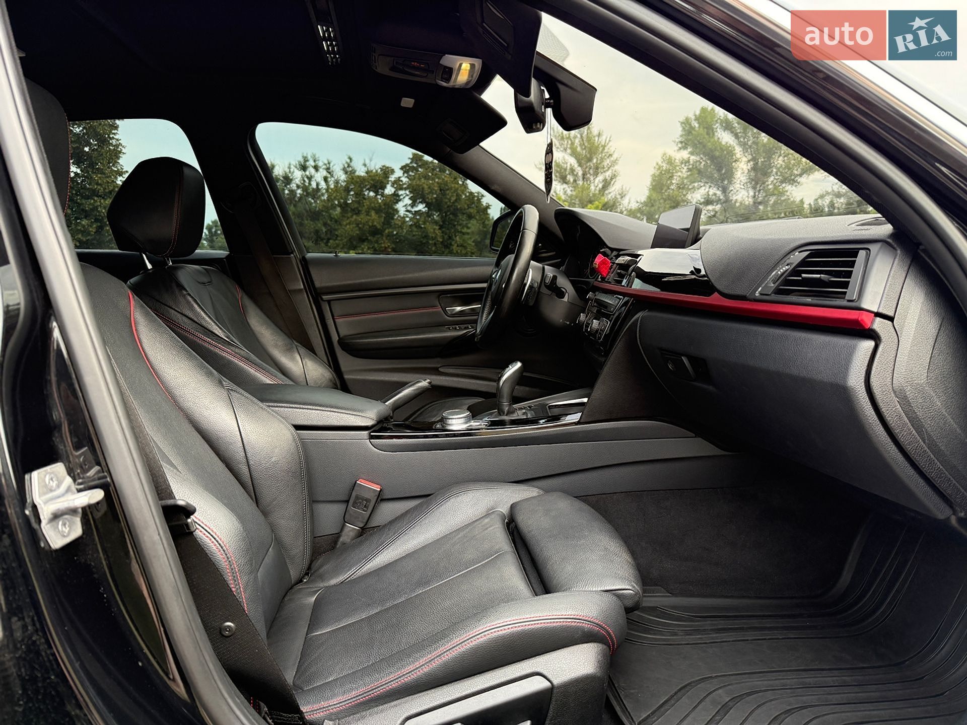 BMW 3 Series 2016 VIN WBA8B3G56GNT91858 фото оголошення 26 з 59