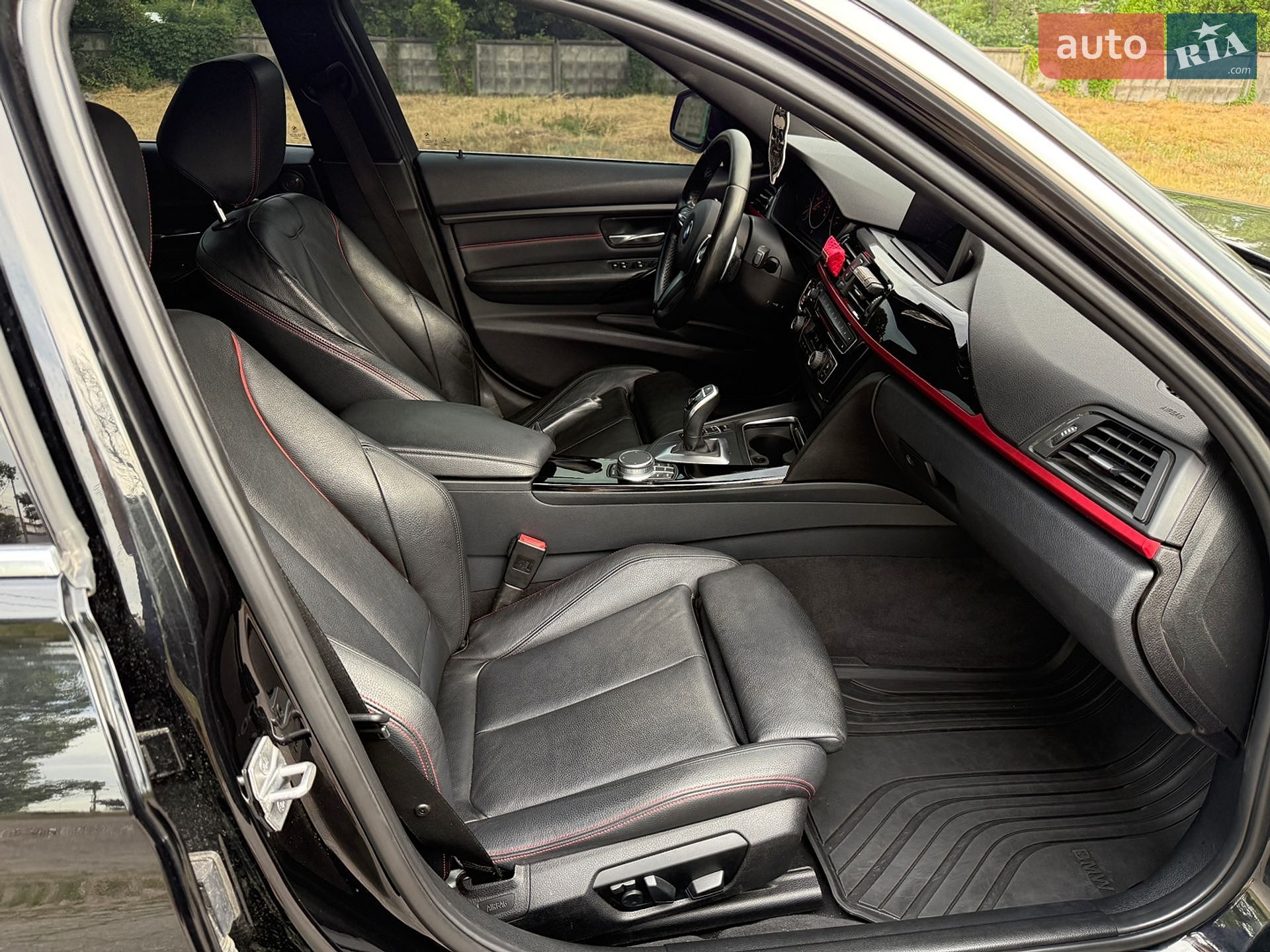 BMW 3 Series 2016 VIN WBA8B3G56GNT91858 фото оголошення 27 з 59