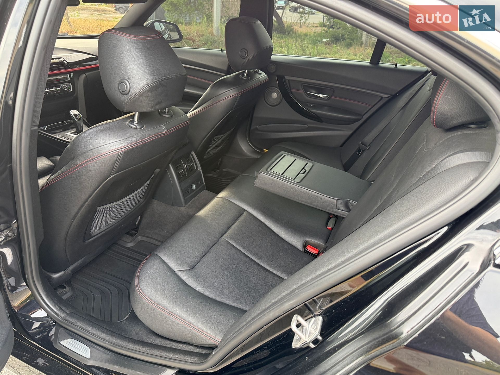 BMW 3 Series 2016 VIN WBA8B3G56GNT91858 фото оголошення 35 з 59