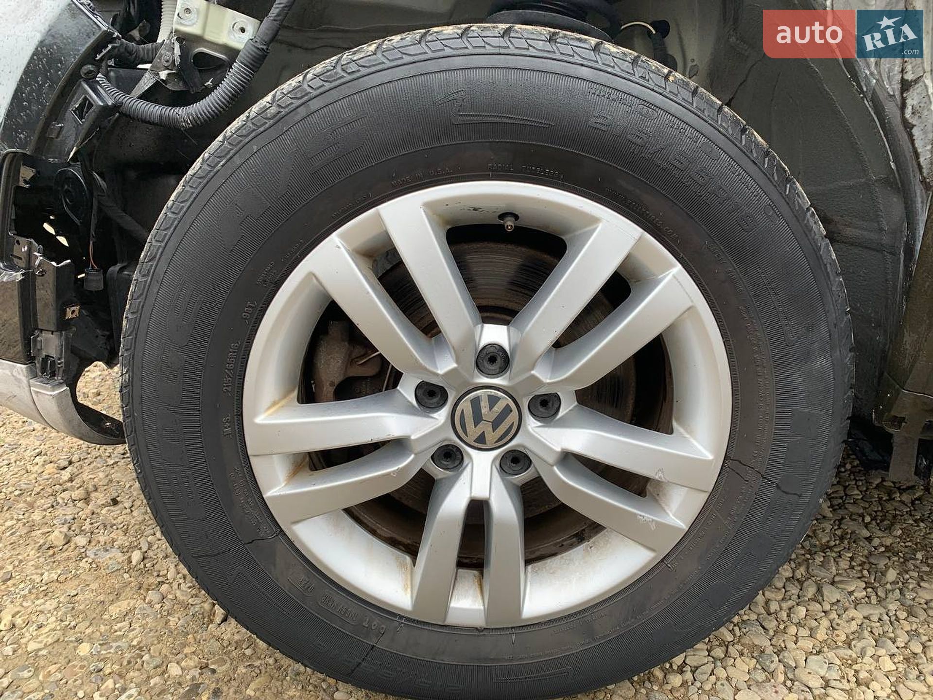 Volkswagen Tiguan 2016 VIN WVGBV7AX0GW606996 фото оголошення 36 з 37