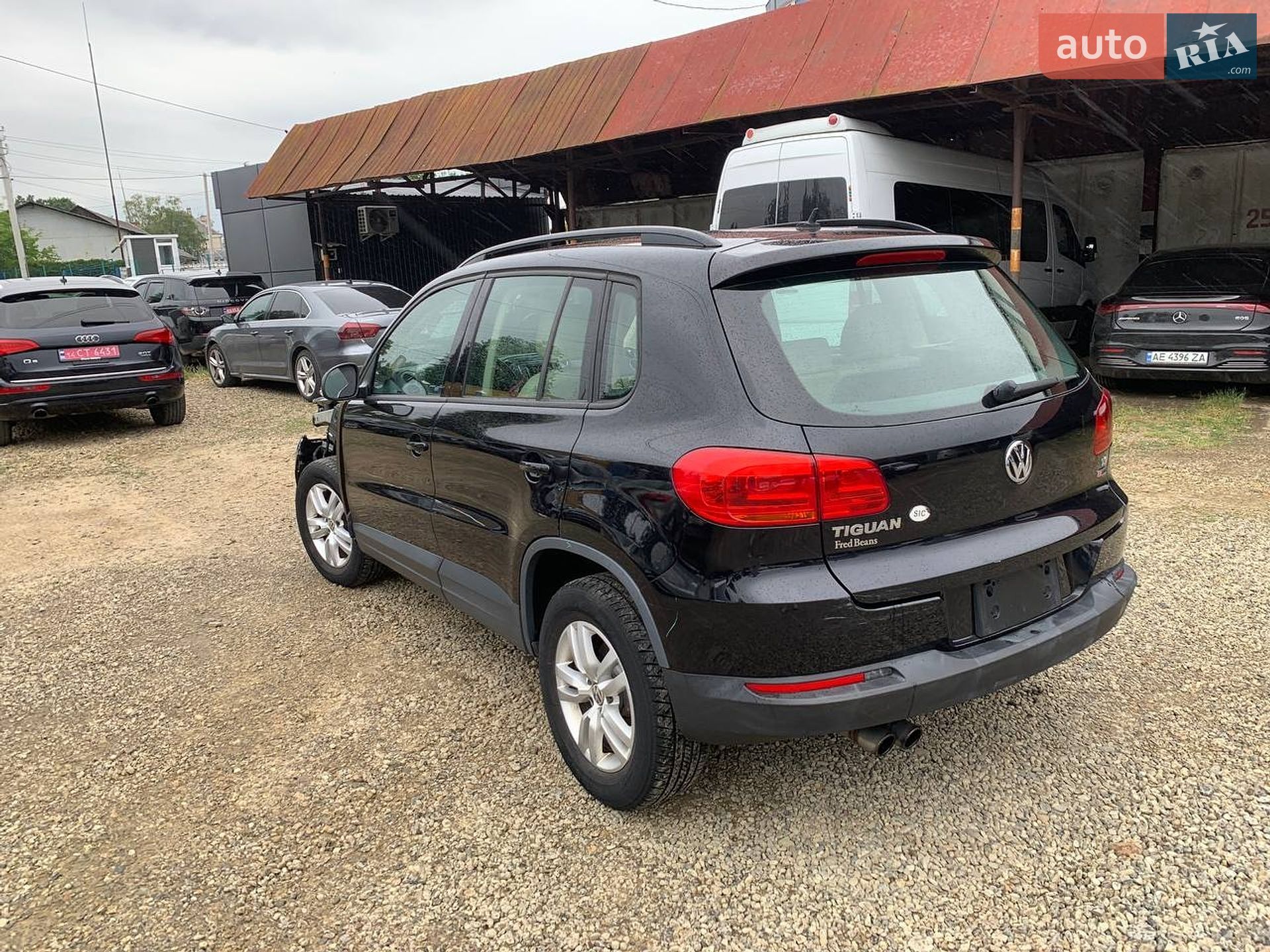 Volkswagen Tiguan 2016 VIN WVGBV7AX0GW606996 фото оголошення 17 з 37