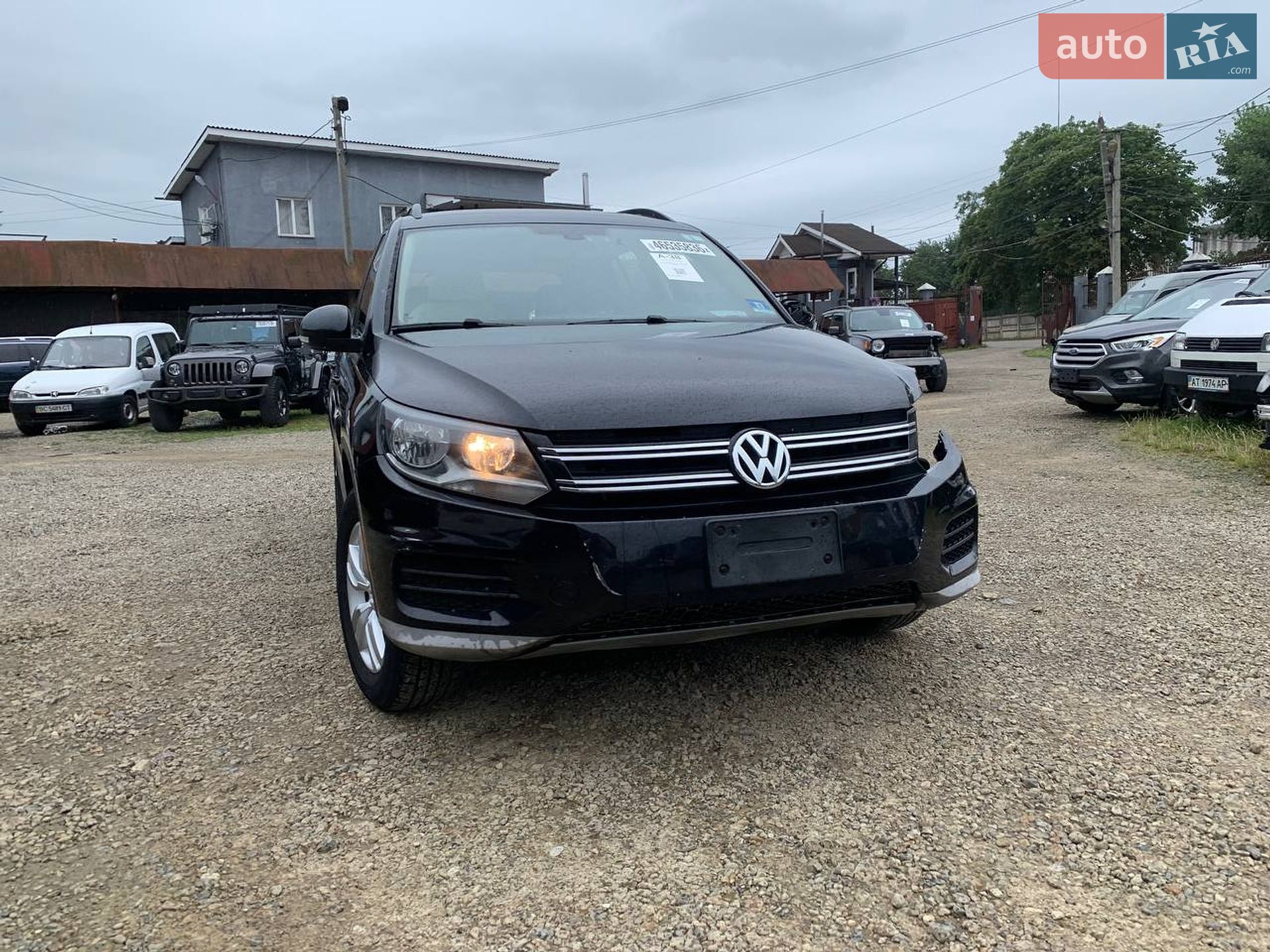 Volkswagen Tiguan 2016 VIN WVGBV7AX0GW606996 фото оголошення 4 з 37