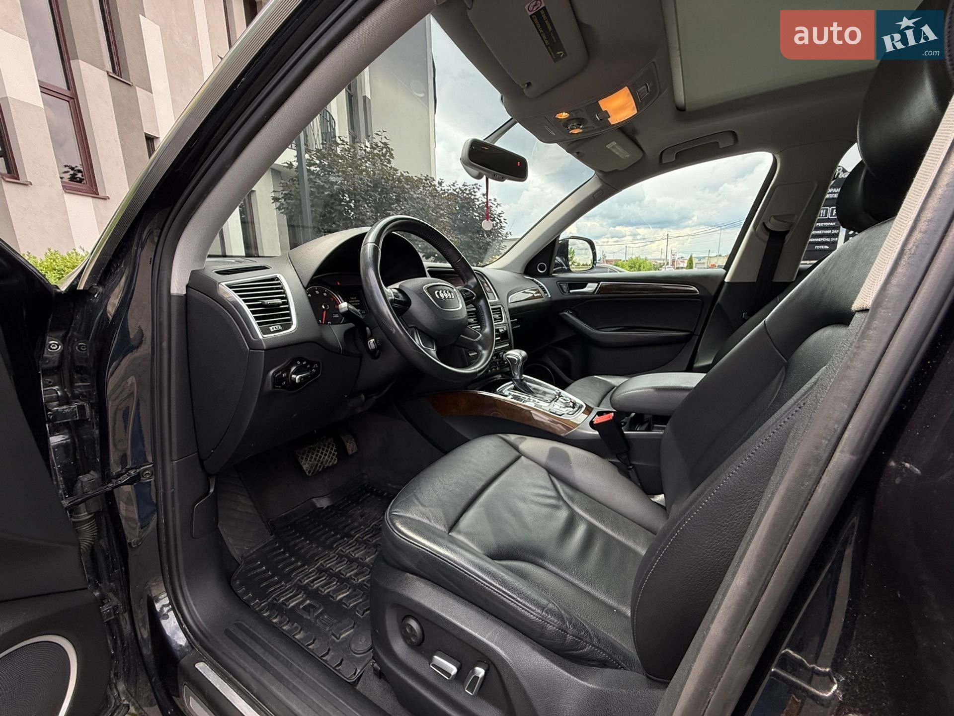 Audi Q5 2015 VIN WA1L2AFP2GA046851 фото оголошення 19 з 34