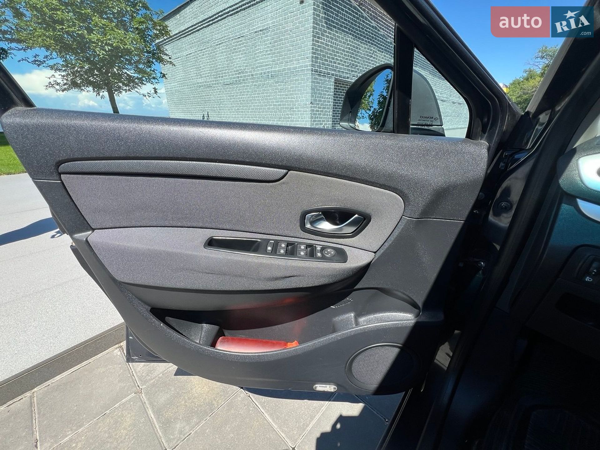 Renault Scenic 2011 VIN VF1JZ1GB645515011 фото оголошення 6 з 13