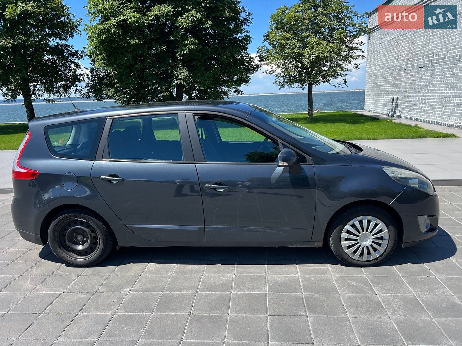 Renault Scenic 2011 VIN VF1JZ1GB645515011 фото оголошення 9 з 13