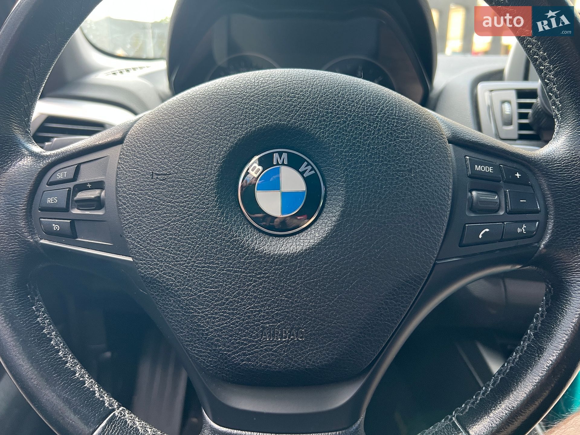BMW 1 Series 2012 VIN WBA1C71020E968684 фото оголошення 10 з 26