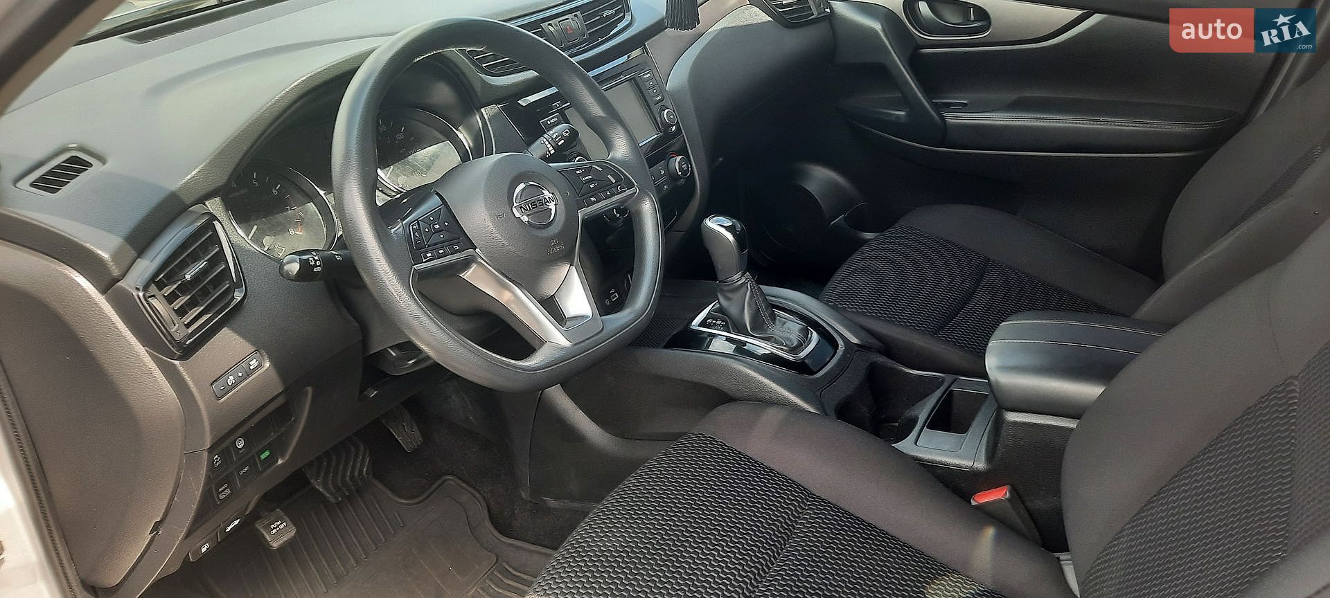 Nissan Rogue Sport 2020 VIN JN1BJ1CW0LW374172 фото оголошення 16 з 46