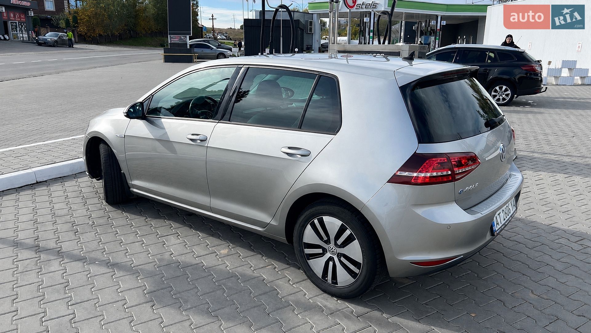 Volkswagen e-Golf 2015 VIN WVWZZZAUZGW907631 фото оголошення 4 з 9