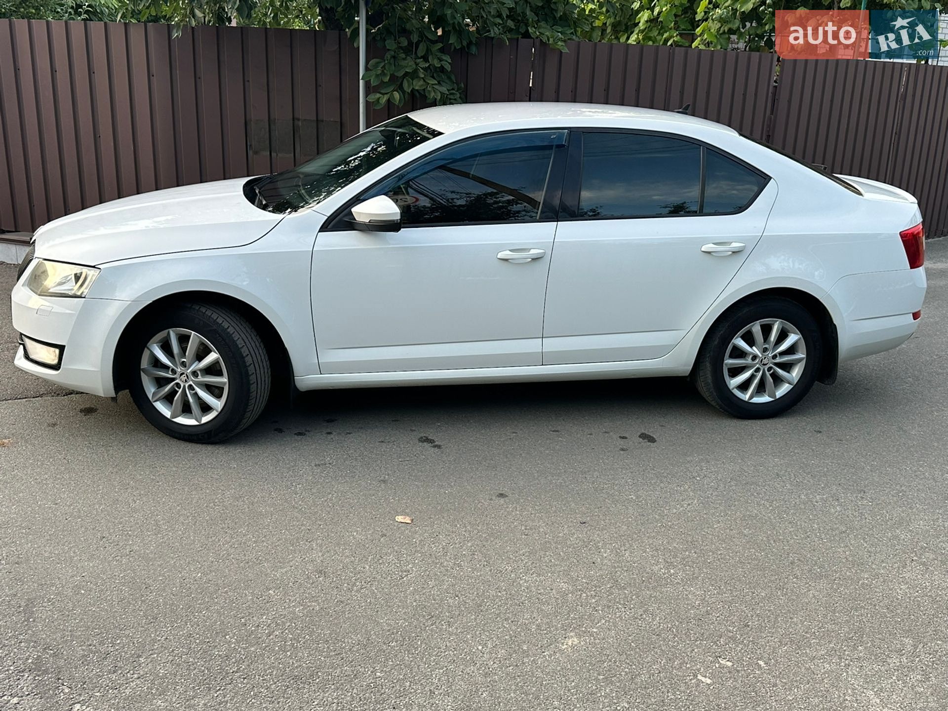 Skoda Octavia 2014 VIN TMBAD2NE7FB006044 фото оголошення 3 з 66