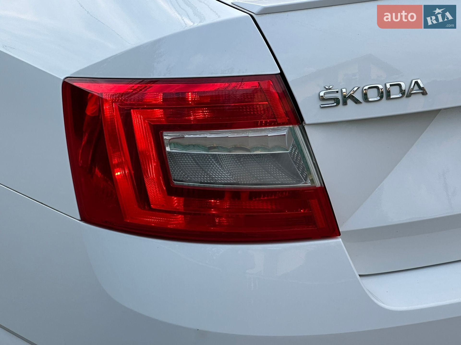 Skoda Octavia 2014 VIN TMBAD2NE7FB006044 фото оголошення 7 з 66