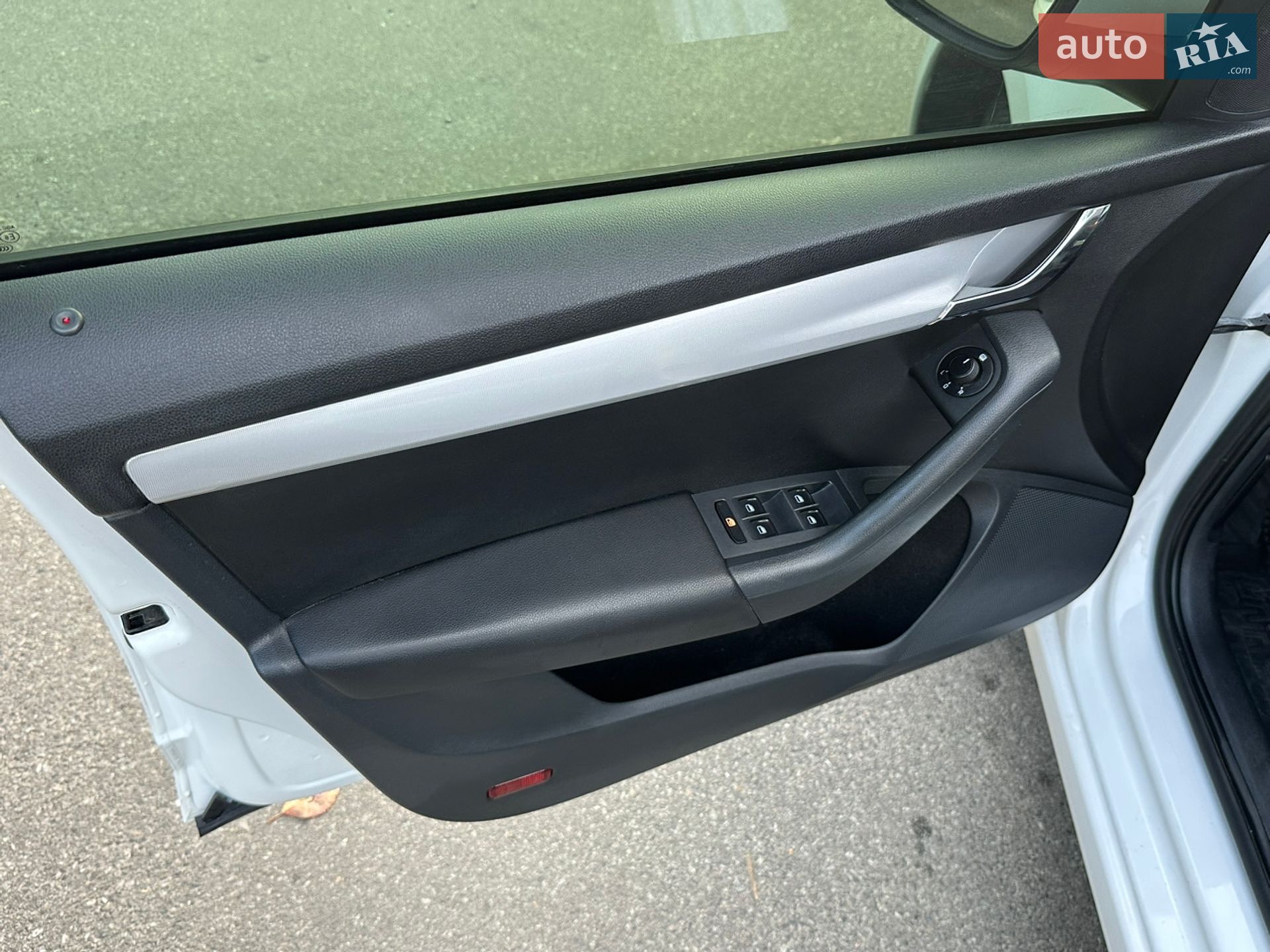 Skoda Octavia 2014 VIN TMBAD2NE7FB006044 фото оголошення 36 з 66