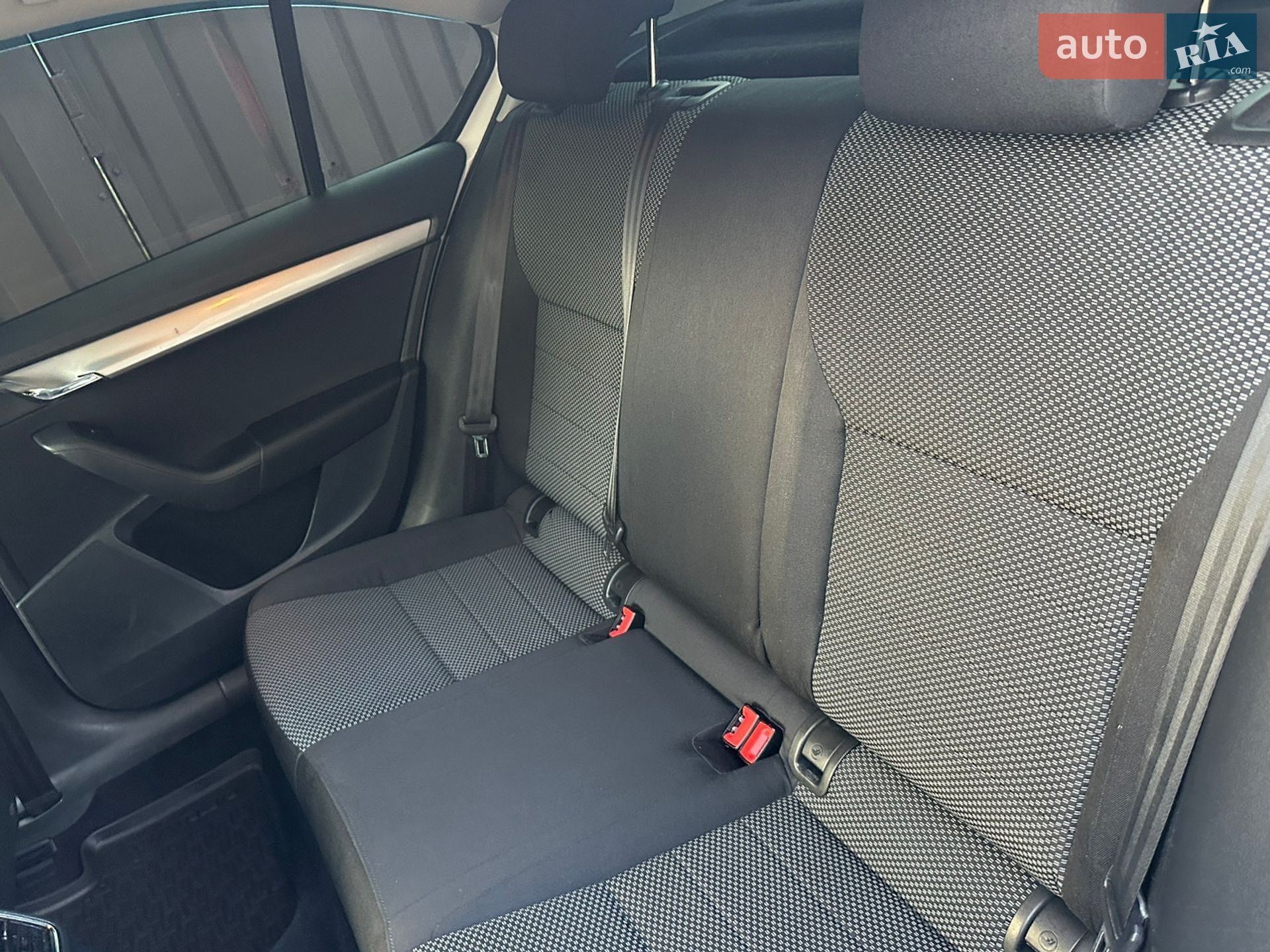 Skoda Octavia 2014 VIN TMBAD2NE7FB006044 фото оголошення 42 з 66
