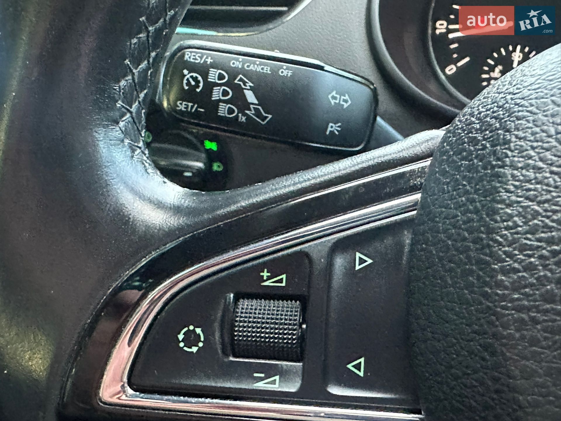 Skoda Octavia 2014 VIN TMBAD2NE7FB006044 фото оголошення 53 з 66