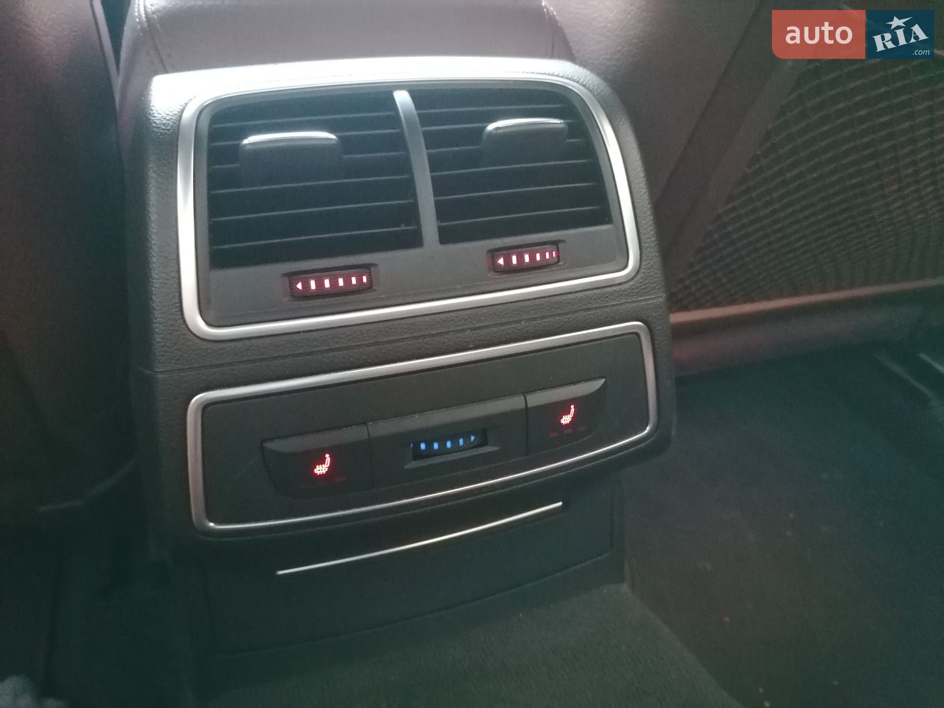 Audi A6 2012 VIN WAUGFAFC3DN023699 фото оголошення 7 з 12