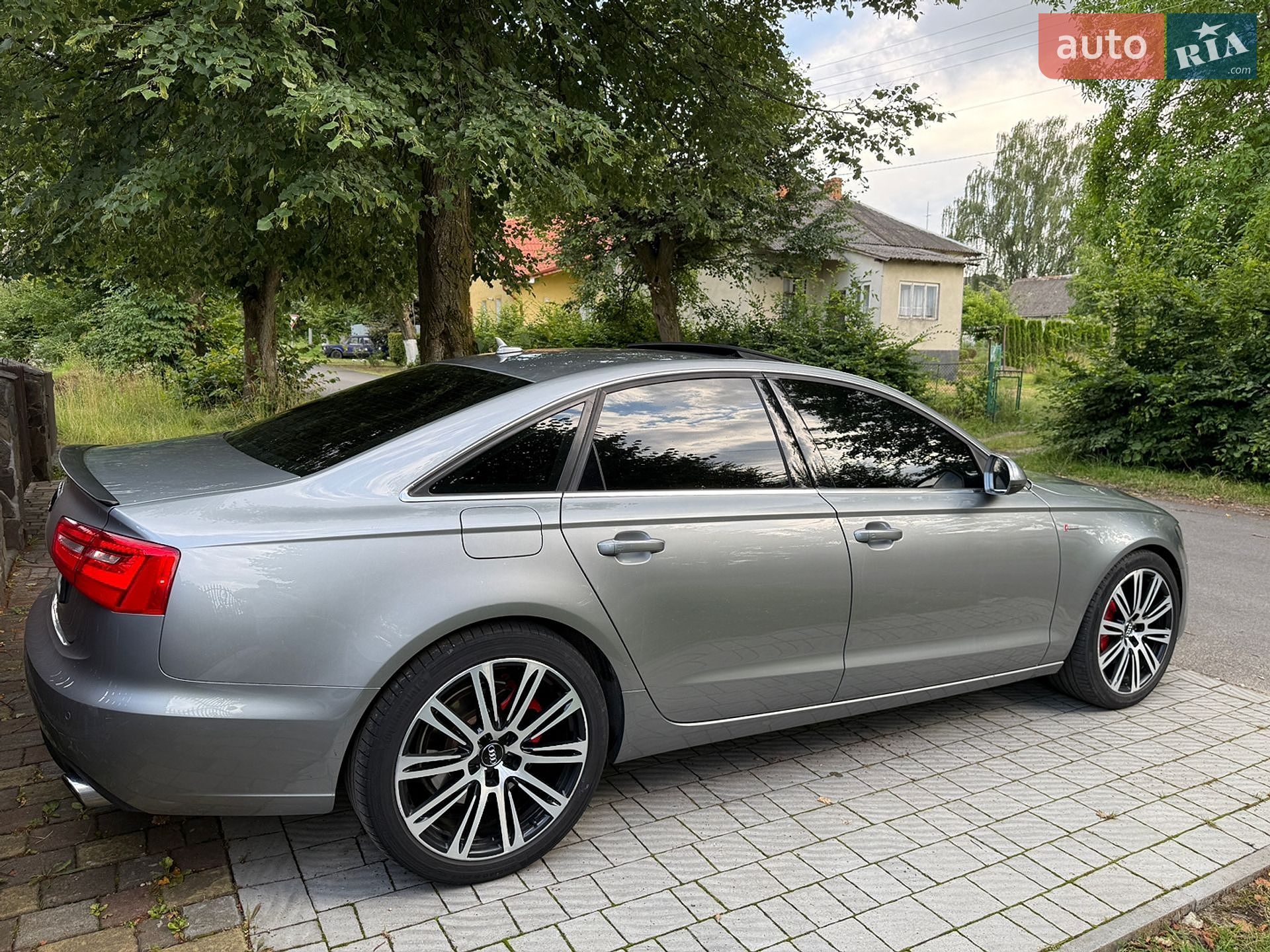 Audi A6 2013 VIN WAUFGAFC8EN023210 фото оголошення 8 з 11