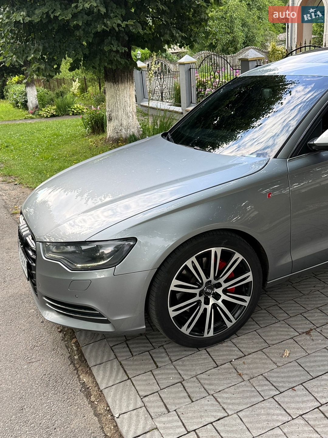 Audi A6 2013 VIN WAUFGAFC8EN023210 фото оголошення 10 з 11