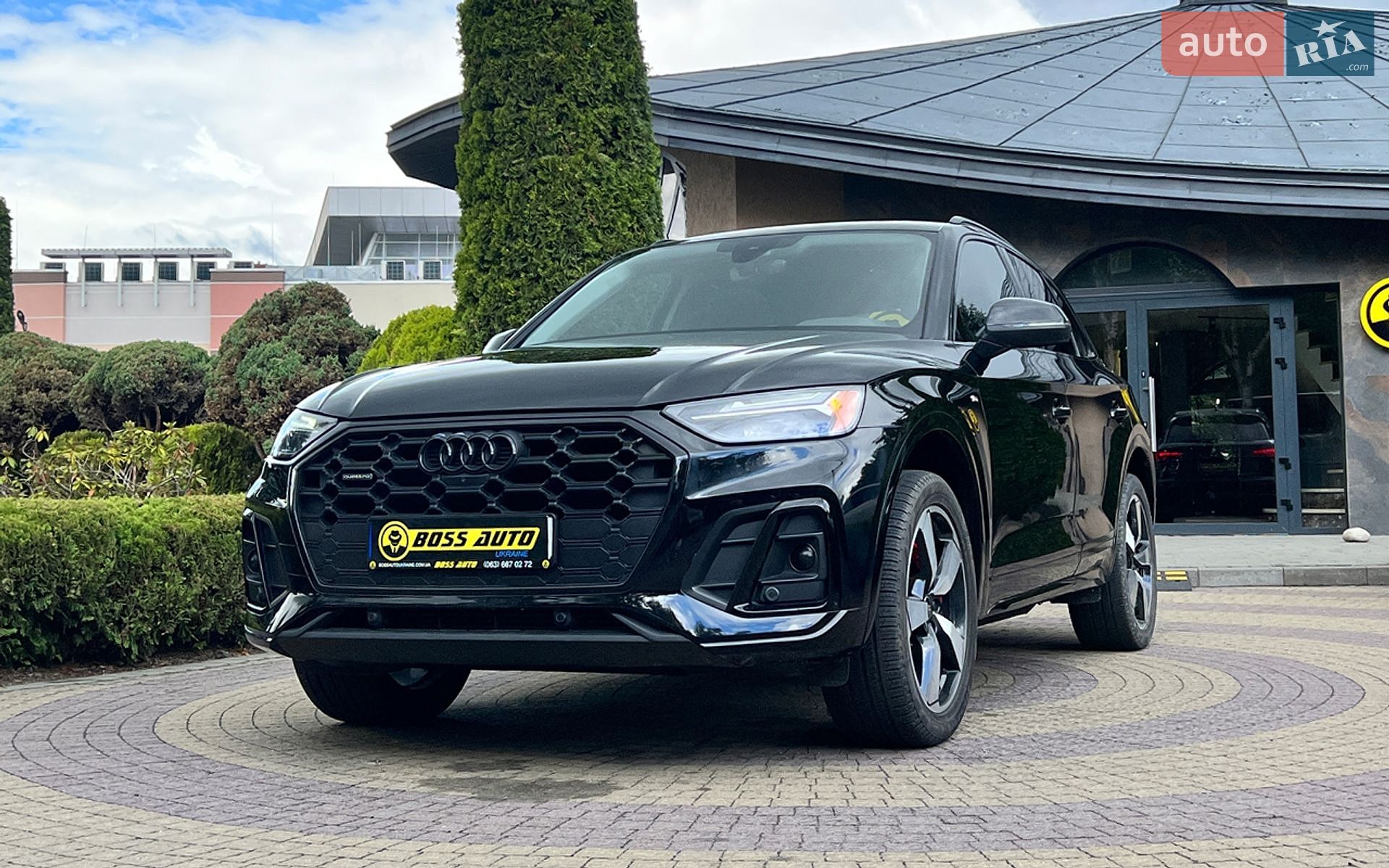 Audi Q5 2023 VIN WA1EAAFY2P2182380 фото оголошення 3 з 25