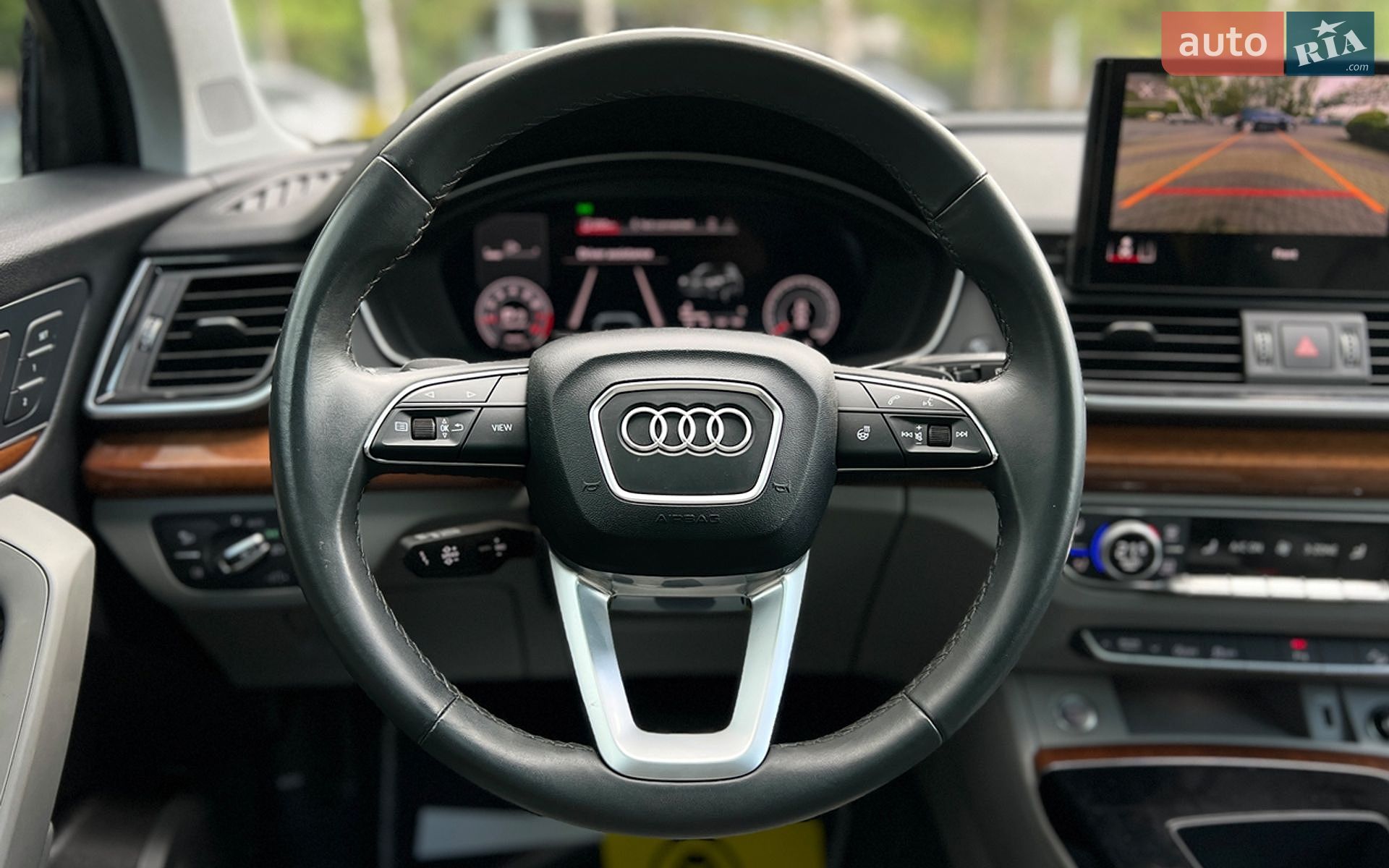 Audi Q5 2023 VIN WA1EAAFY2P2182380 фото оголошення 10 з 25