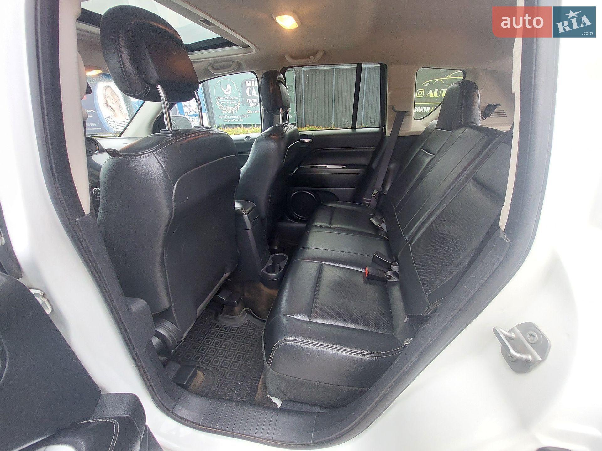 Jeep Compass 2015 VIN 1C4NJDEB6GD596304 фото оголошення 9 з 18