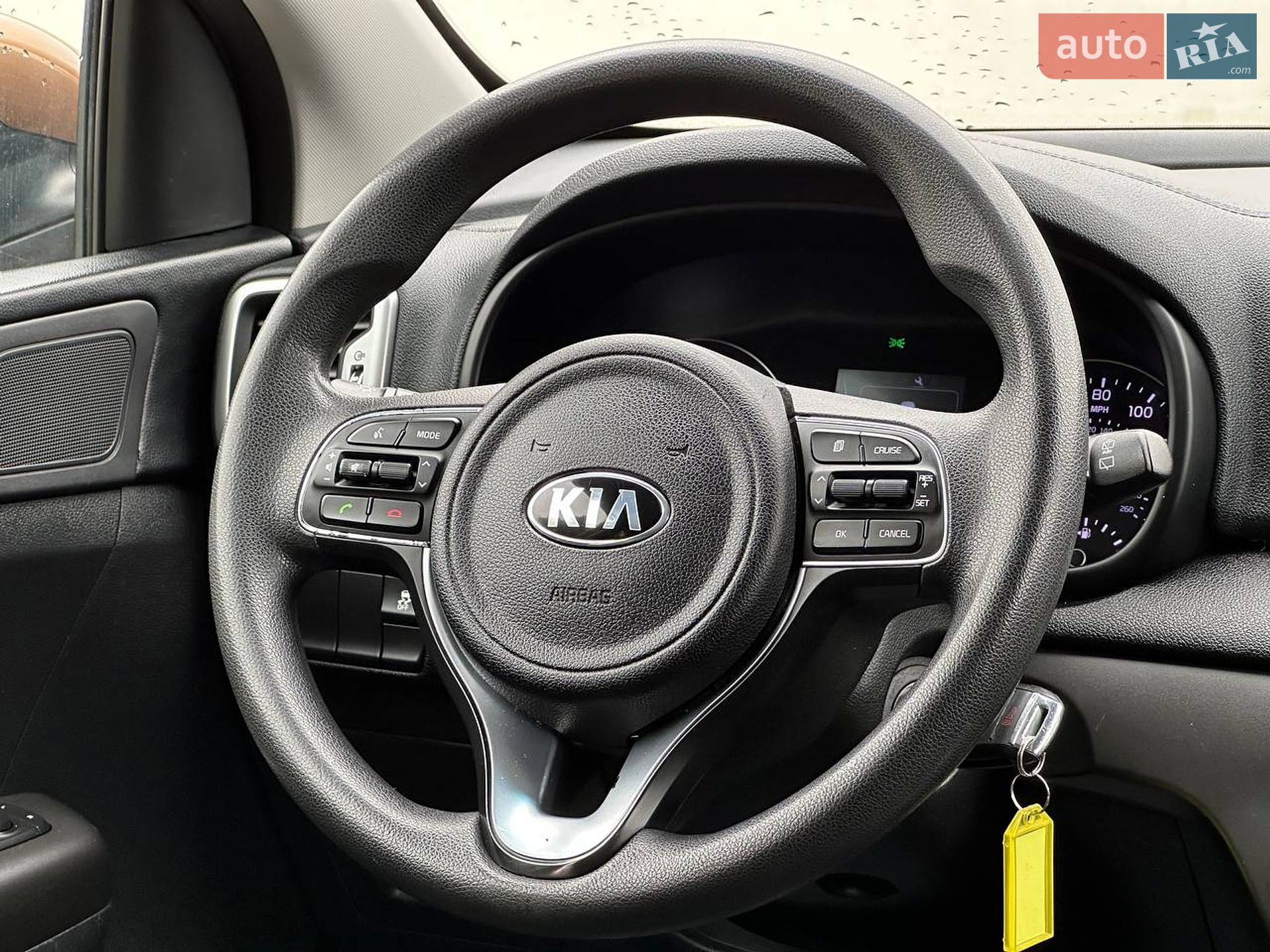 Kia Sportage 2016 VIN KNDPMCAC1H7194120 фото оголошення 12 з 23