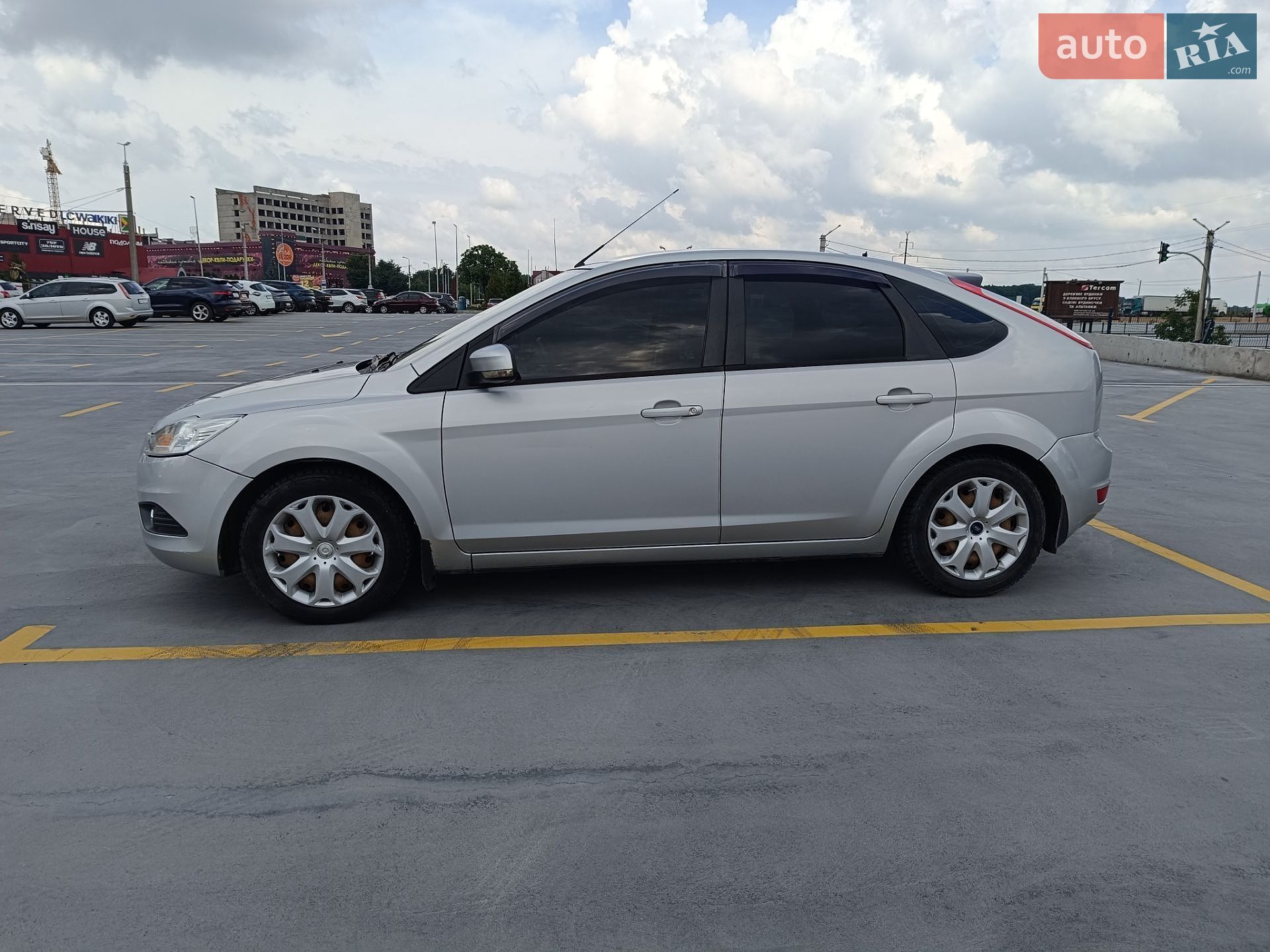 Ford Focus 2010 VIN WF0PXXGCDPAJ76963 фото оголошення 2 з 30