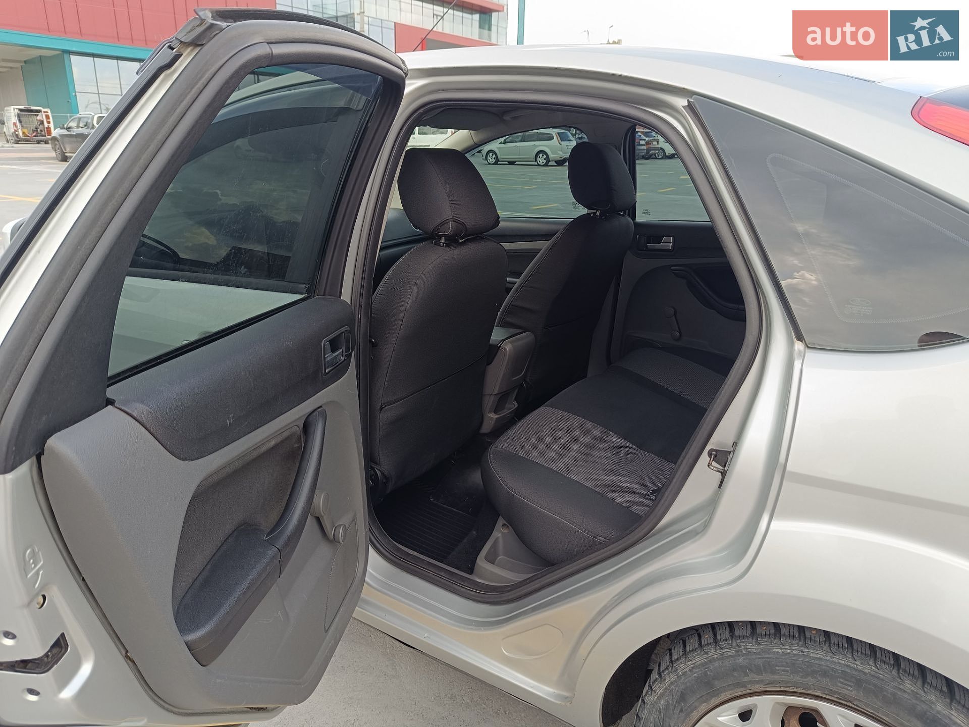 Ford Focus 2010 VIN WF0PXXGCDPAJ76963 фото оголошення 10 з 30