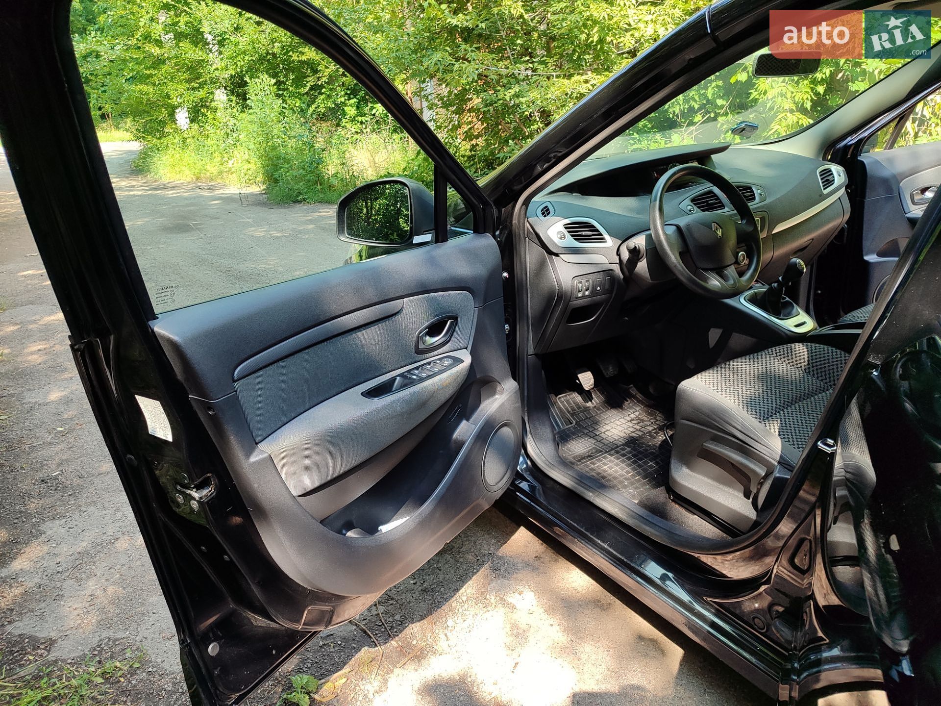 Renault Scenic 2011 VIN VF1JZ1U0644854150 фото оголошення 26 з 68