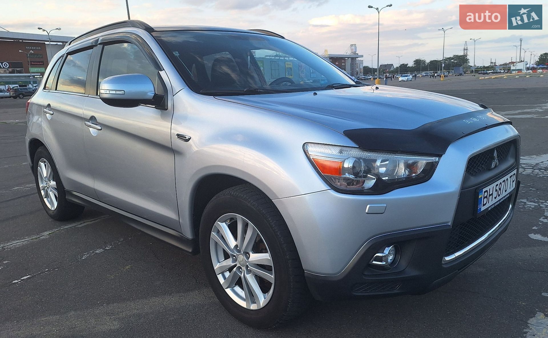 Mitsubishi ASX 2010 VIN JMBXJGA6WBZ407333 фото оголошення 4 з 17