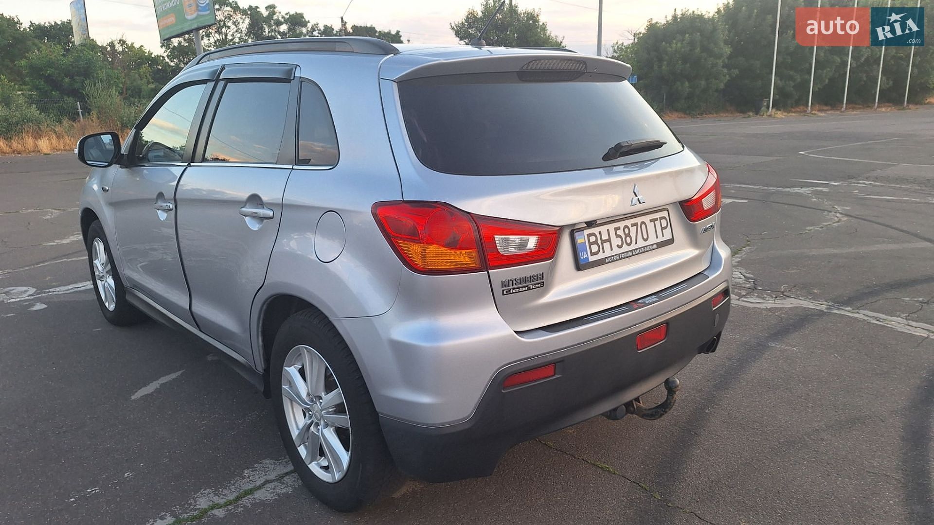 Mitsubishi ASX 2010 VIN JMBXJGA6WBZ407333 фото оголошення 10 з 17
