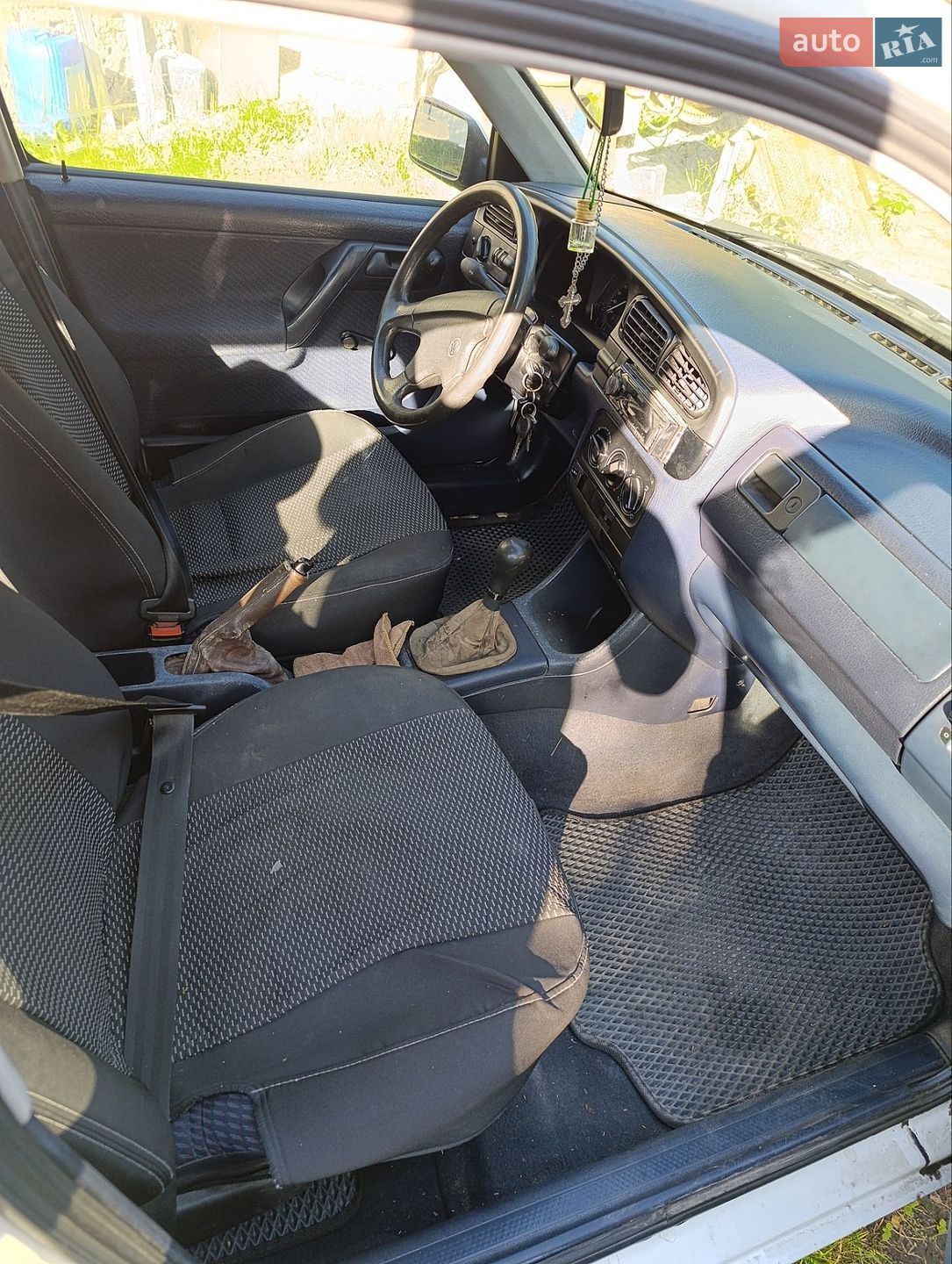 Volkswagen Vento 1992 VIN WVWZZZ1HZNW157975 фото оголошення 7 з 8