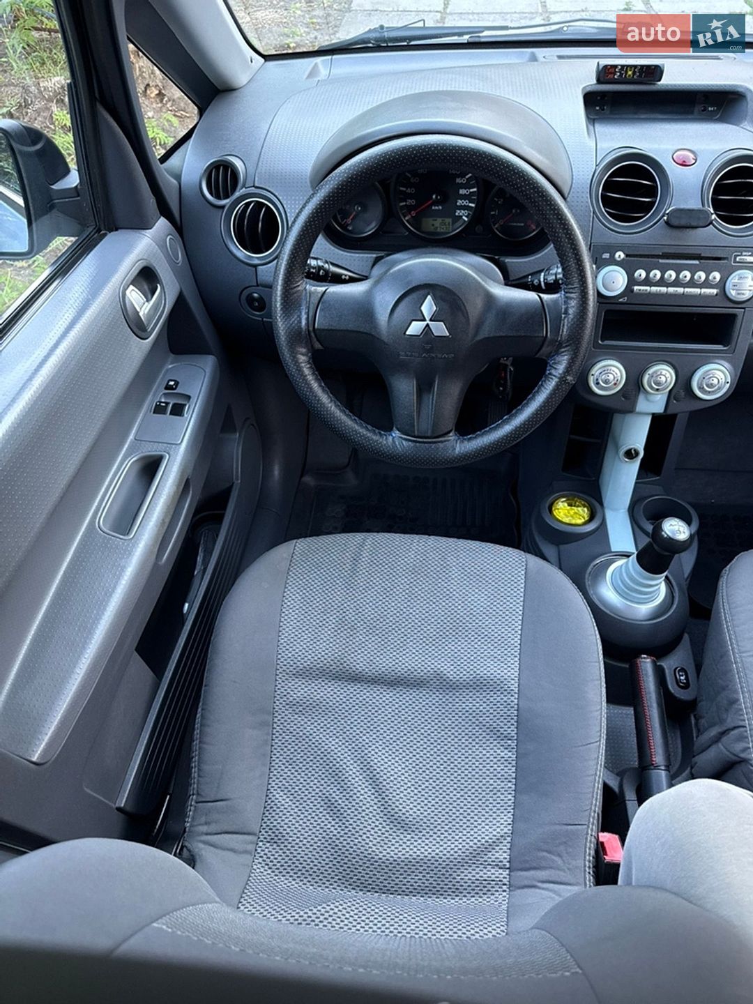 Mitsubishi Colt 2006 VIN XMCXJZ34A7F035013 фото оголошення 30 з 43