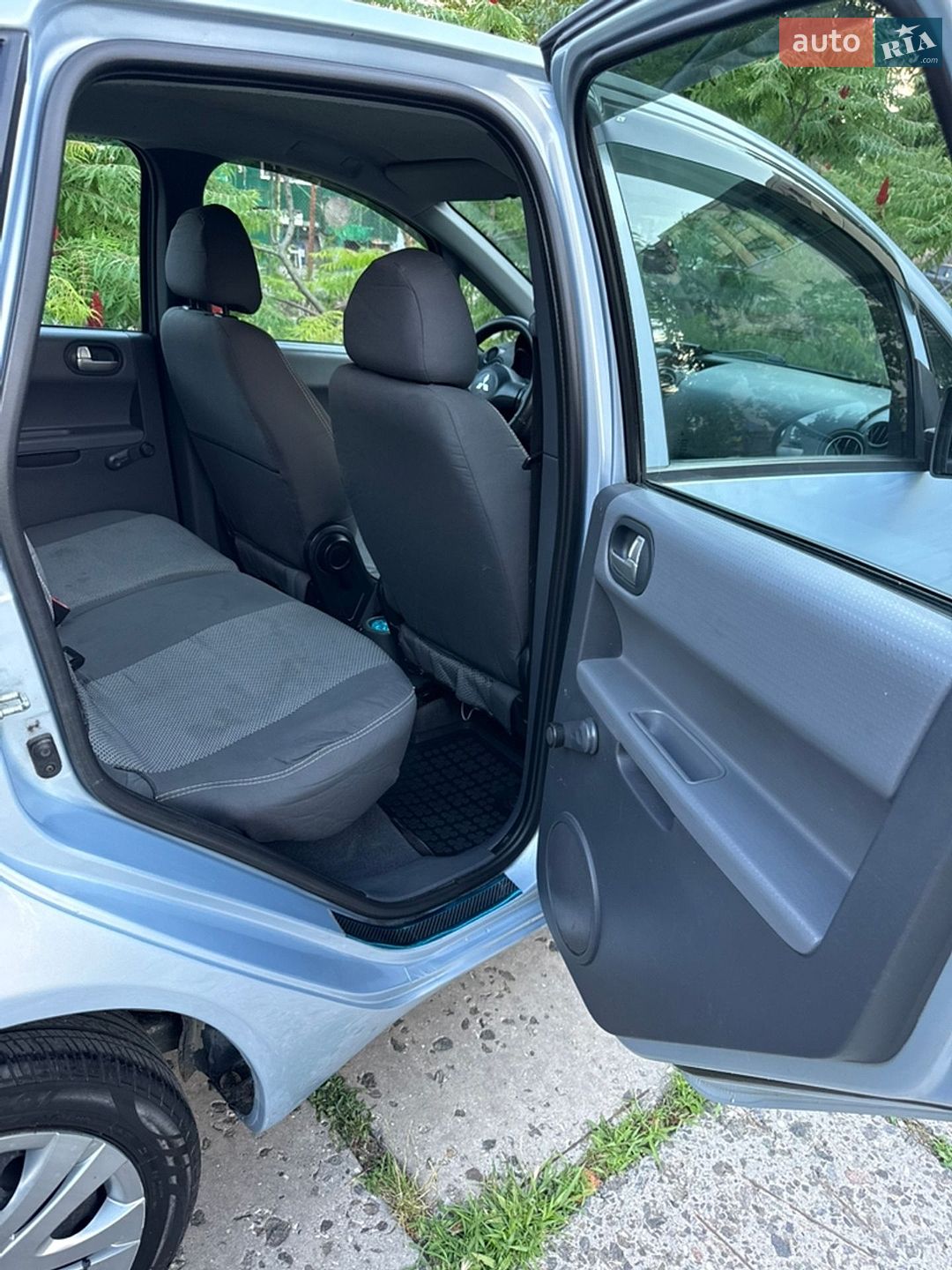 Mitsubishi Colt 2006 VIN XMCXJZ34A7F035013 фото оголошення 40 з 43