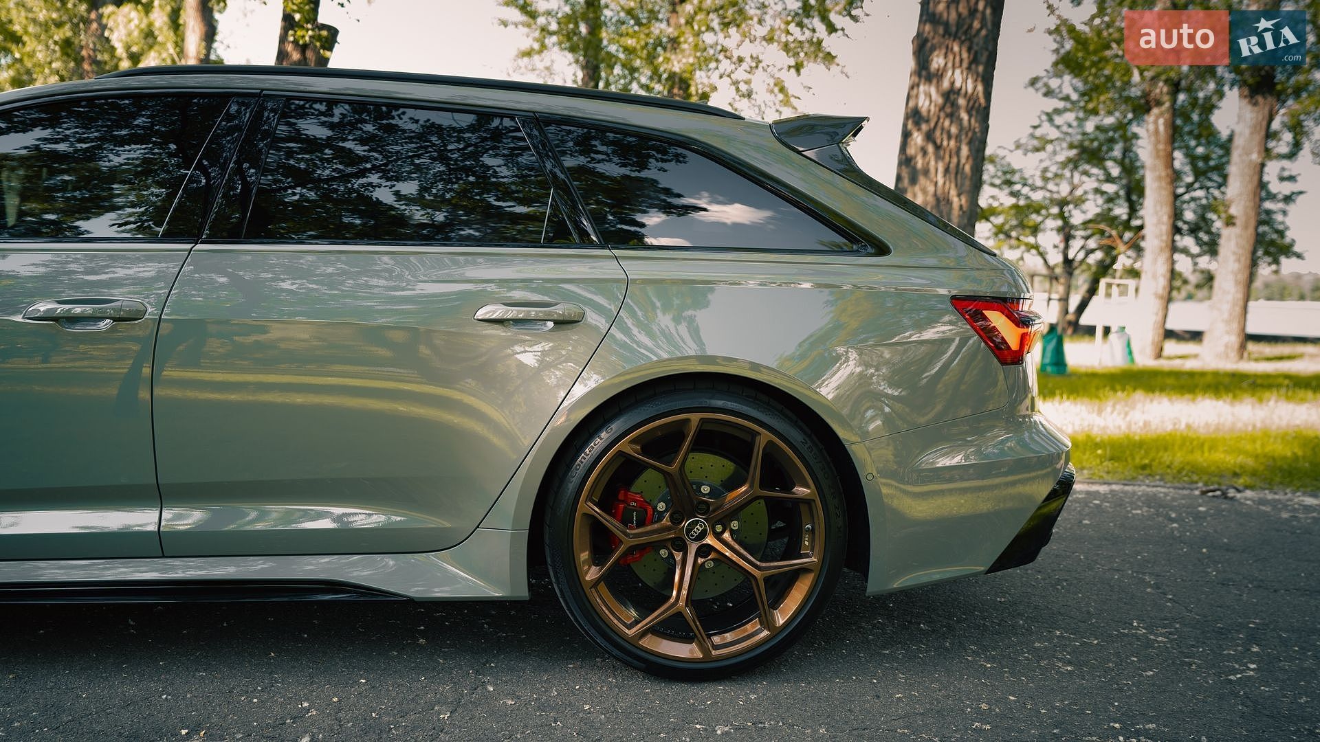 Audi RS6 2021 VIN WUAZZZF22NN900809 фото оголошення 12 з 46