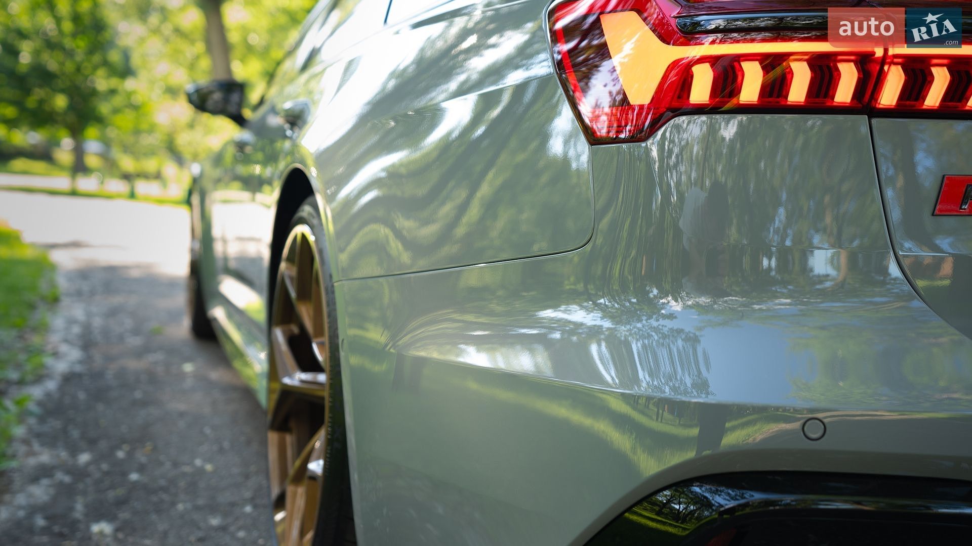 Audi RS6 2021 VIN WUAZZZF22NN900809 фото оголошення 23 з 46