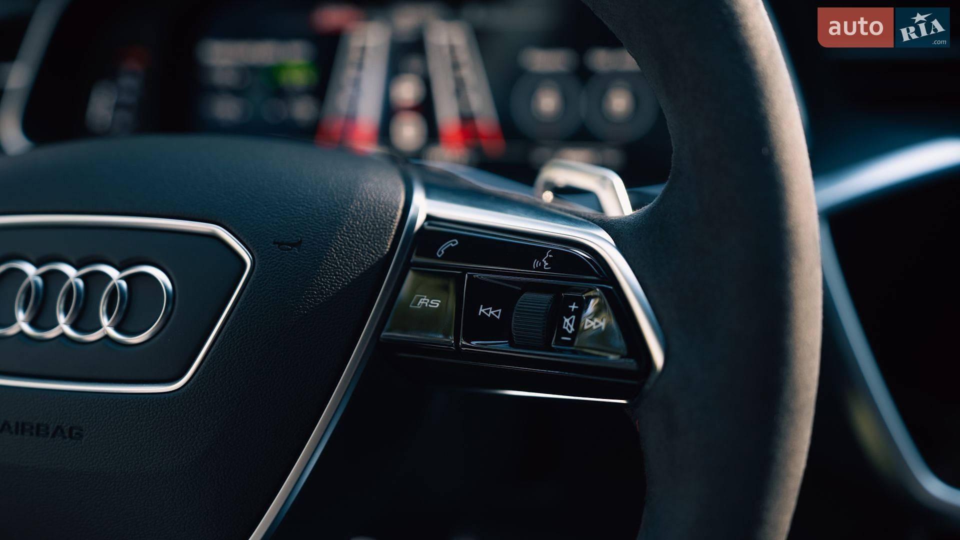 Audi RS6 2021 VIN WUAZZZF22NN900809 фото оголошення 31 з 46
