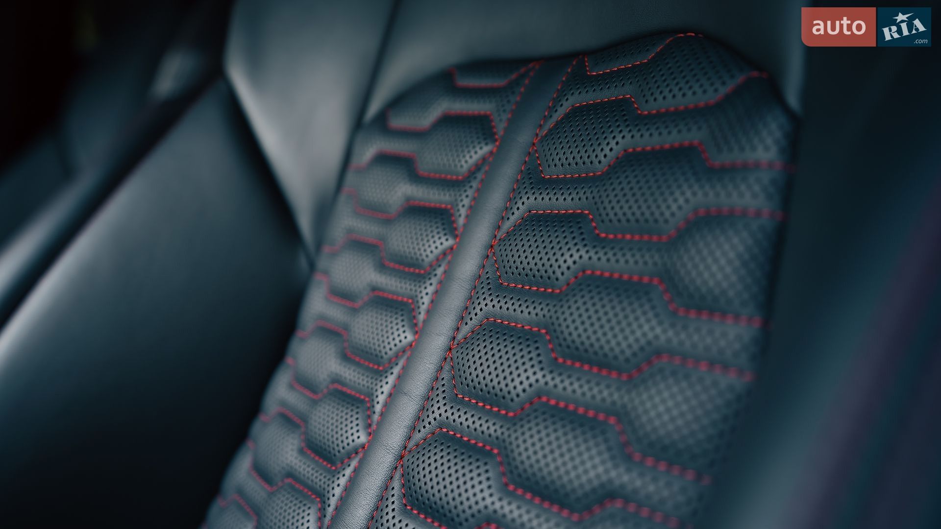 Audi RS6 2021 VIN WUAZZZF22NN900809 фото оголошення 40 з 46