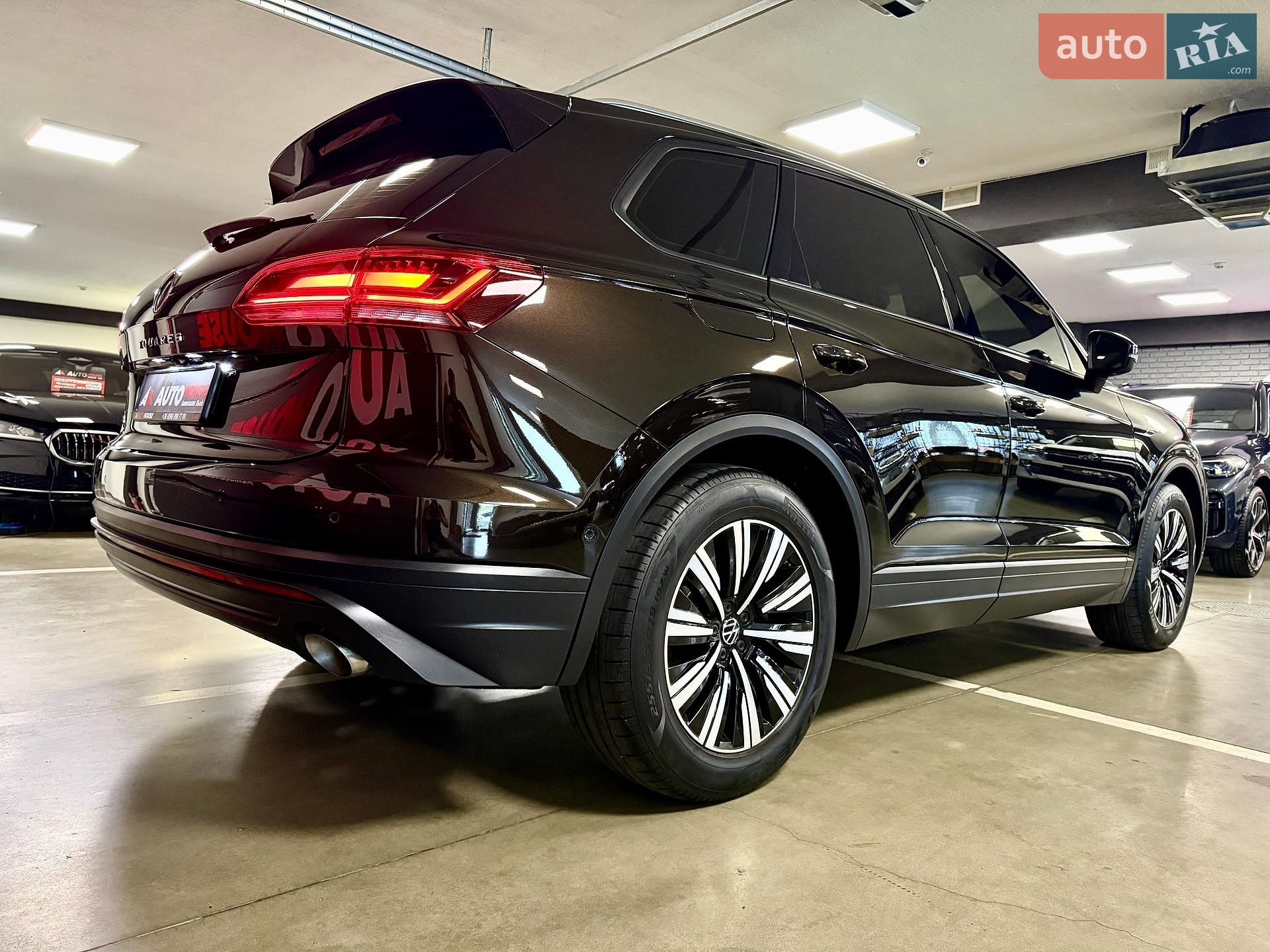 Volkswagen Touareg 2021 VIN WVGZZZCRZND000839 фото оголошення 34 з 102