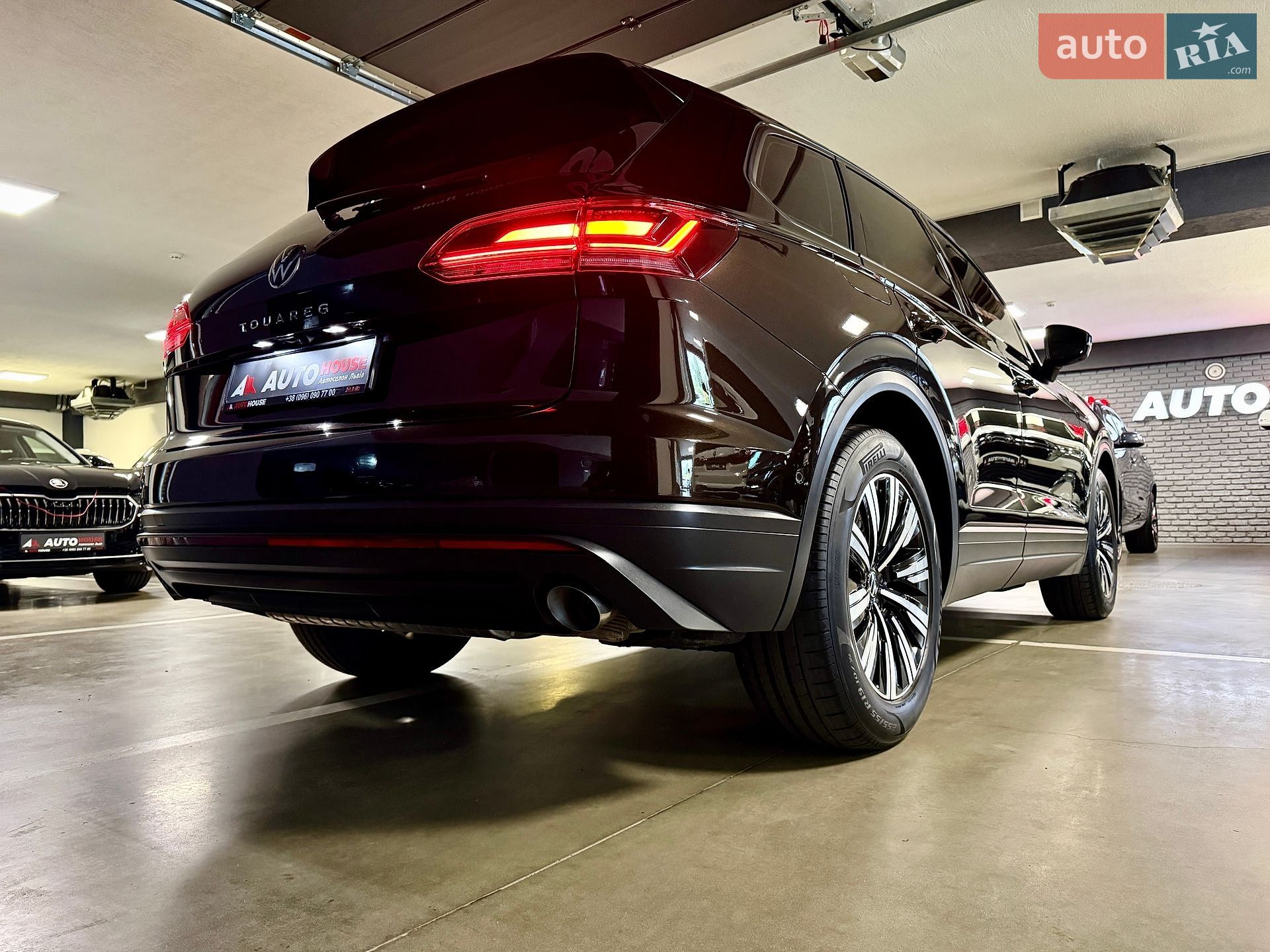 Volkswagen Touareg 2021 VIN WVGZZZCRZND000839 фото оголошення 38 з 102