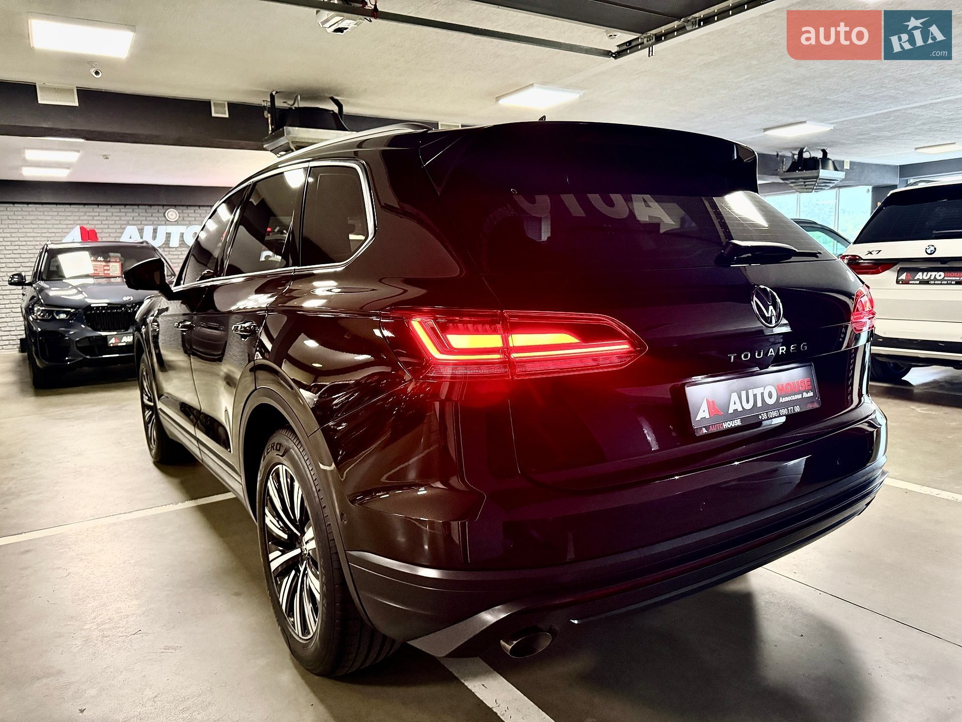 Volkswagen Touareg 2021 VIN WVGZZZCRZND000839 фото оголошення 43 з 102