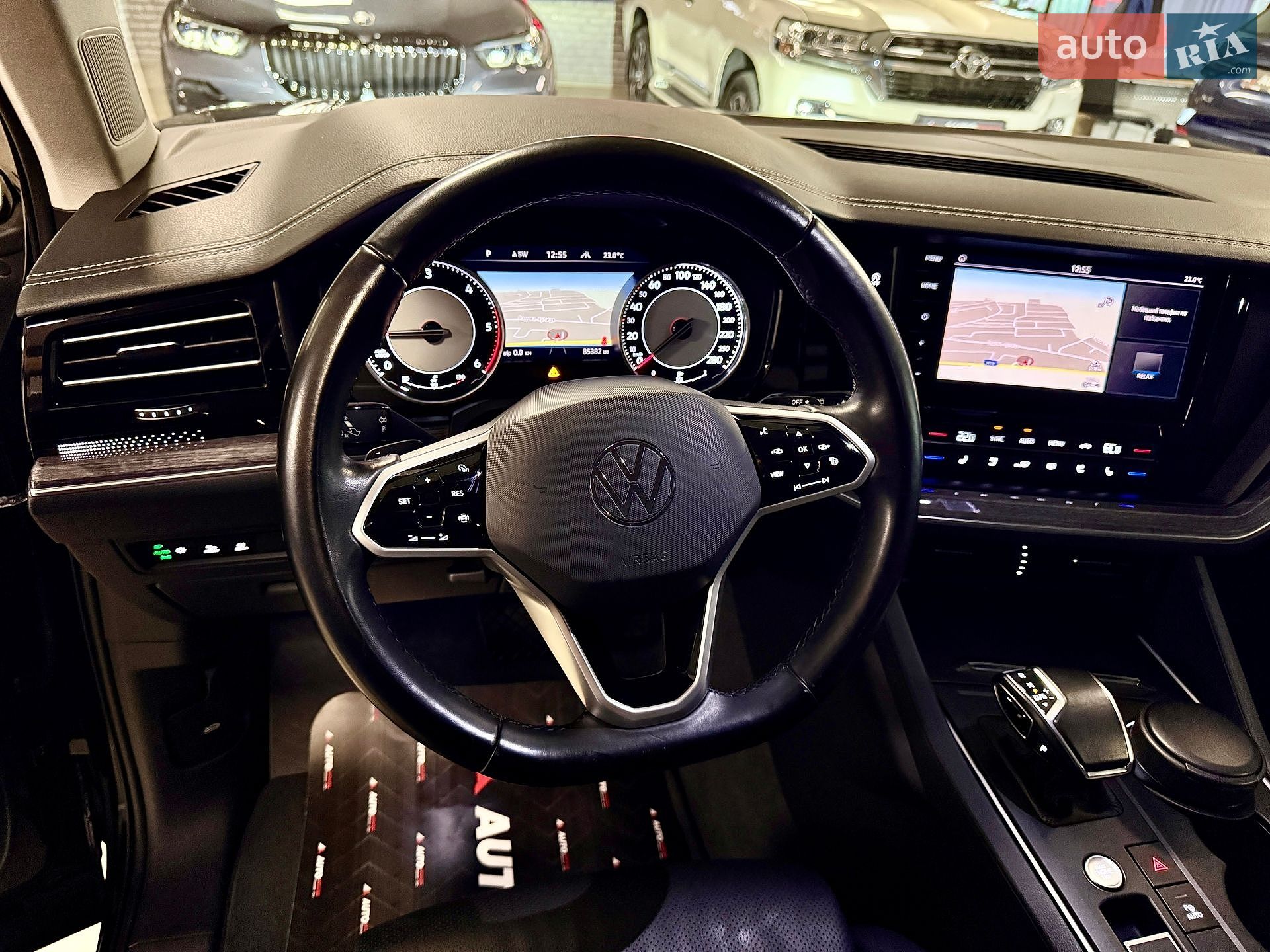 Volkswagen Touareg 2021 VIN WVGZZZCRZND000839 фото оголошення 58 з 102