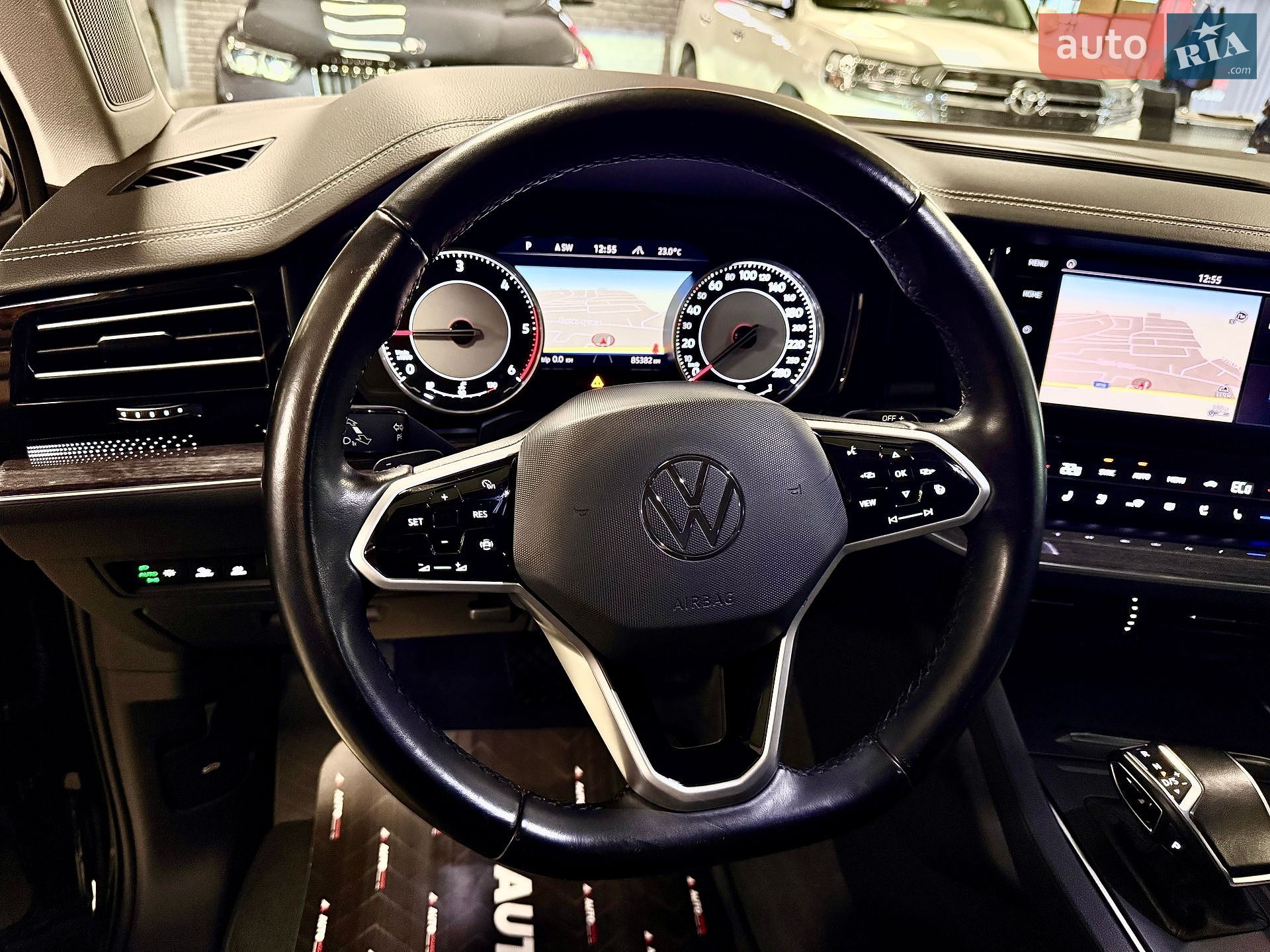 Volkswagen Touareg 2021 VIN WVGZZZCRZND000839 фото оголошення 59 з 102