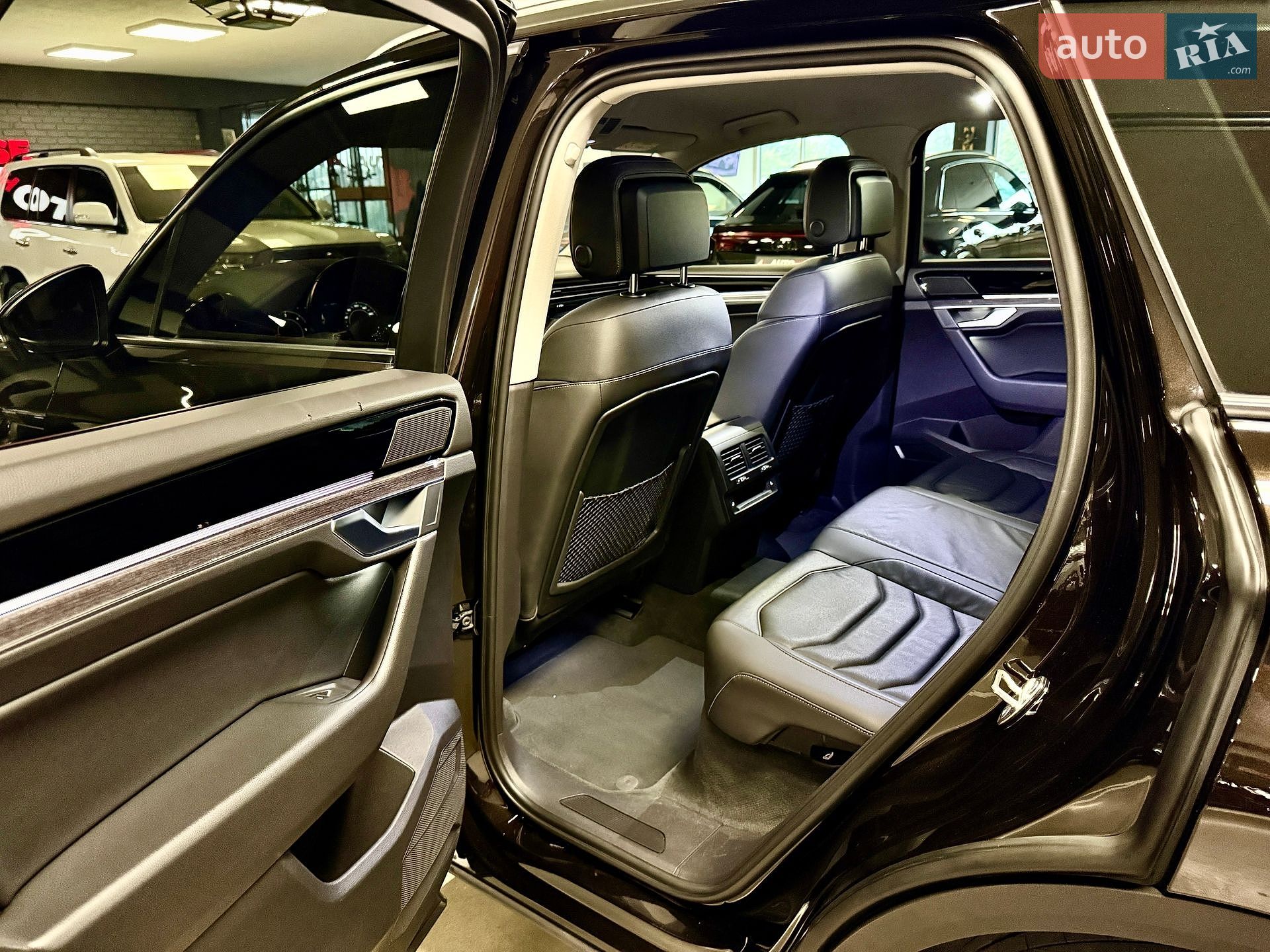 Volkswagen Touareg 2021 VIN WVGZZZCRZND000839 фото оголошення 61 з 102