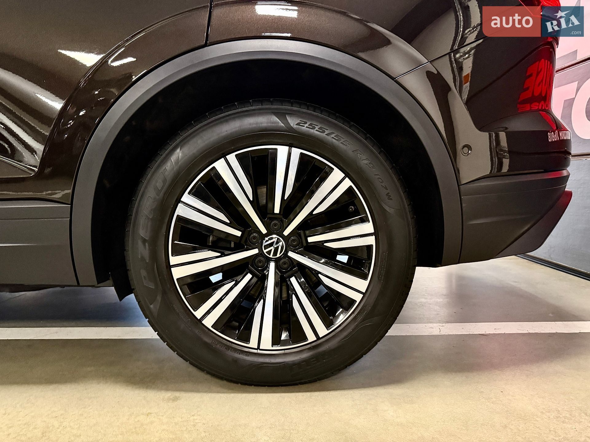 Volkswagen Touareg 2021 VIN WVGZZZCRZND000839 фото оголошення 68 з 102
