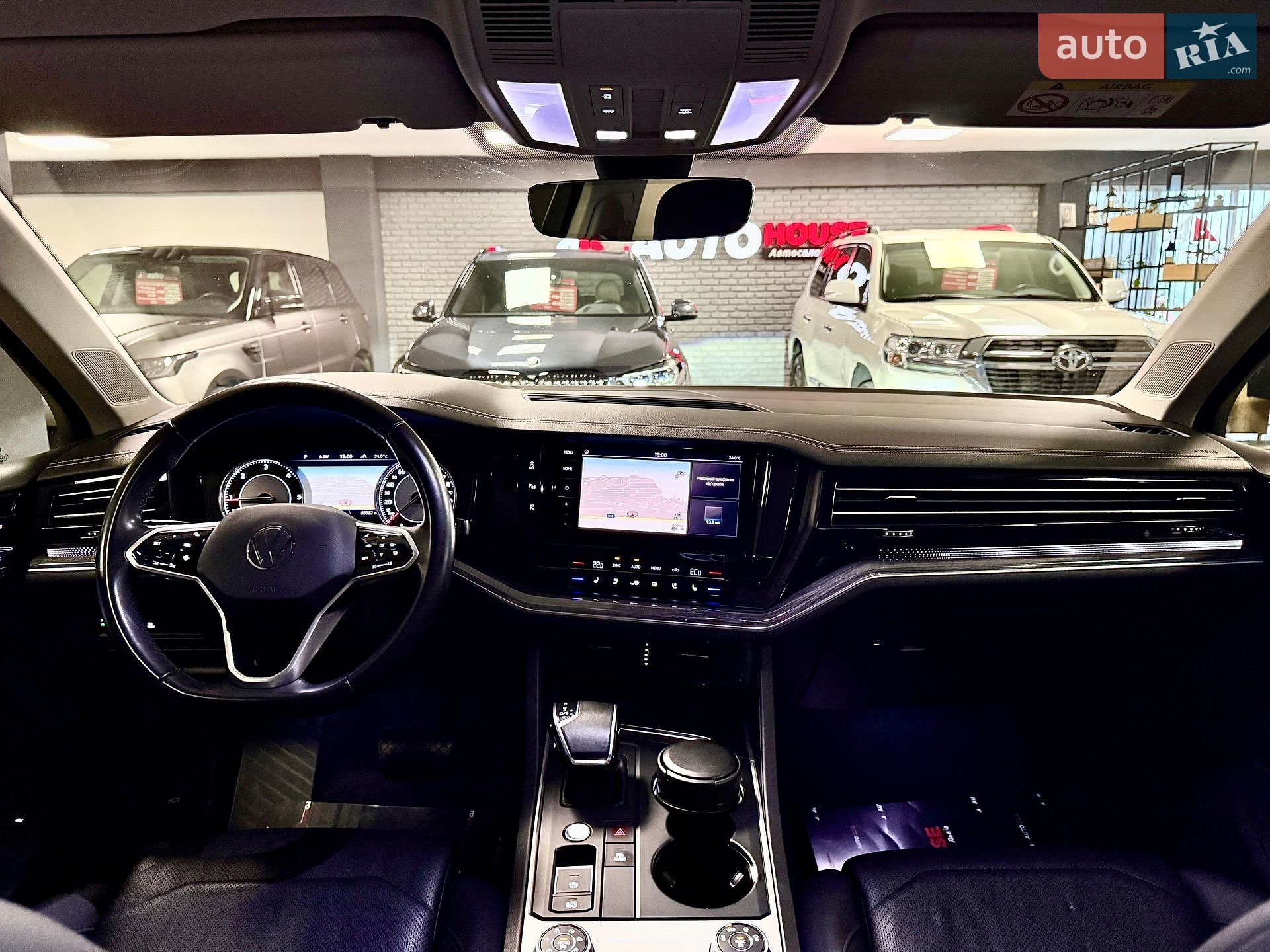 Volkswagen Touareg 2021 VIN WVGZZZCRZND000839 фото оголошення 86 з 102
