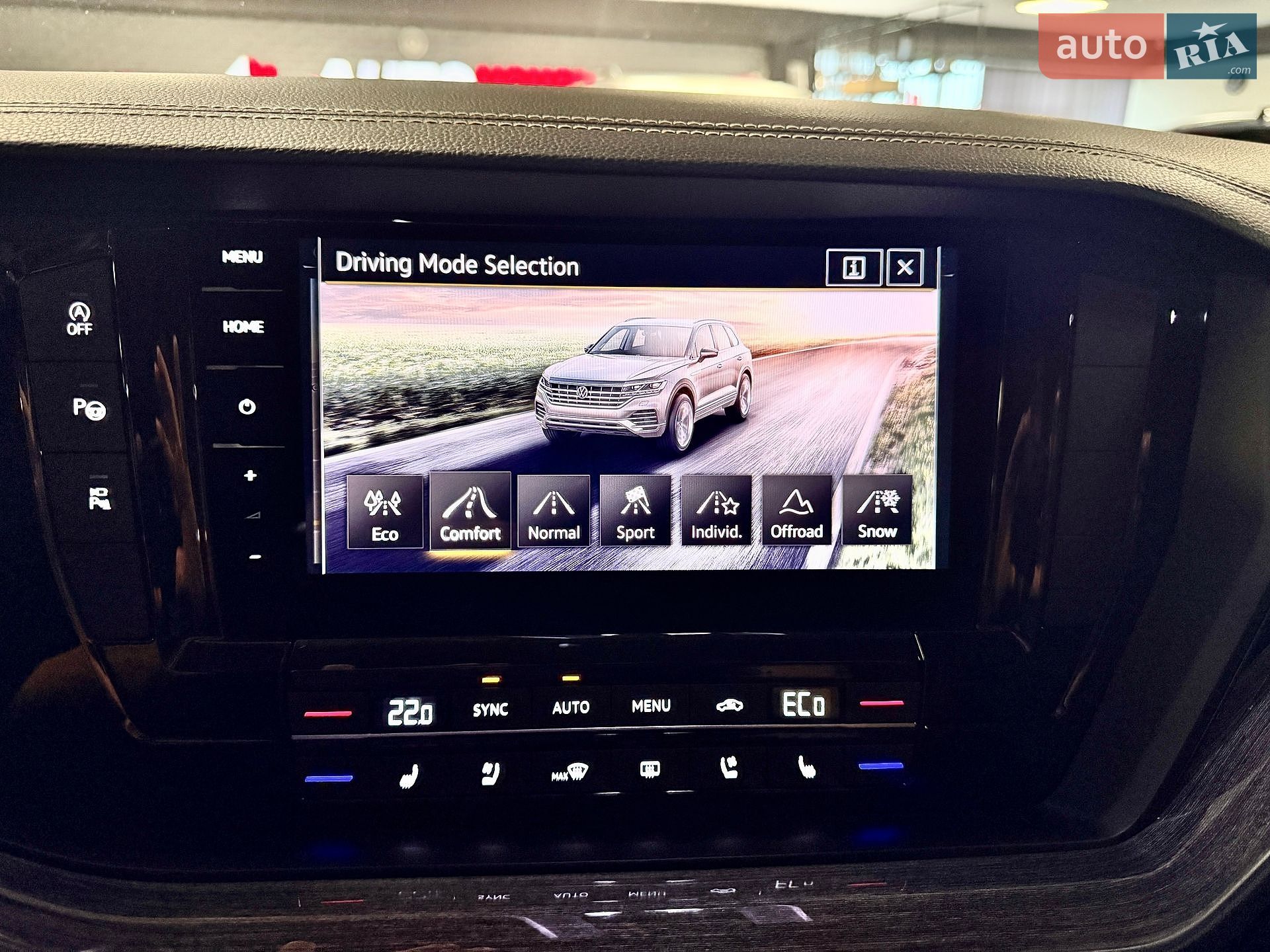 Volkswagen Touareg 2021 VIN WVGZZZCRZND000839 фото оголошення 94 з 102